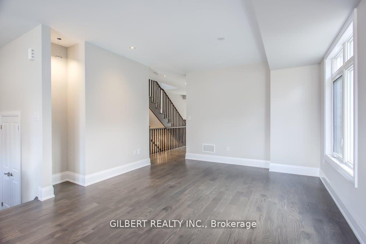 Photo 7 of 35B Marquette Avenue, Toronto, Englemount-Lawrence — HOMEH