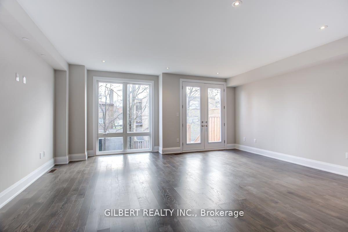 Photo 9 of 35B Marquette Avenue, Toronto, Englemount-Lawrence — HOMEH
