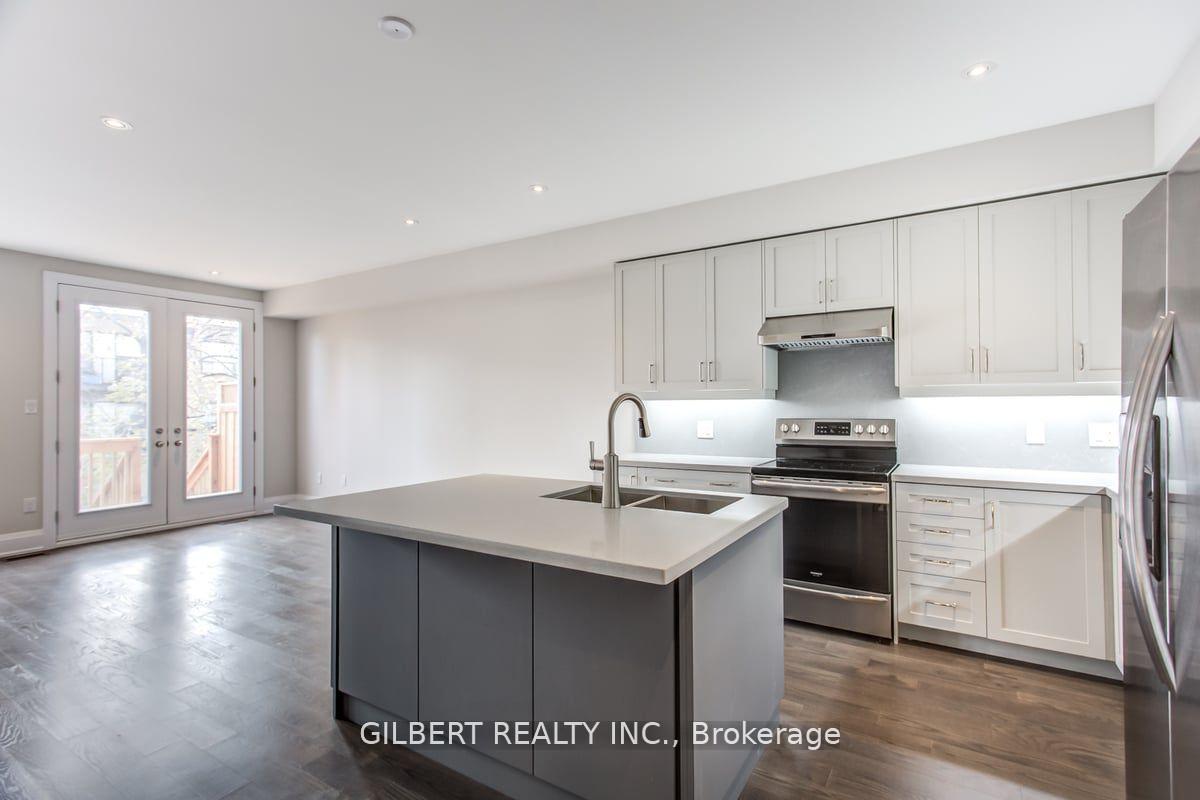 Photo 15 of 35B Marquette Avenue, Toronto, Englemount-Lawrence — HOMEH