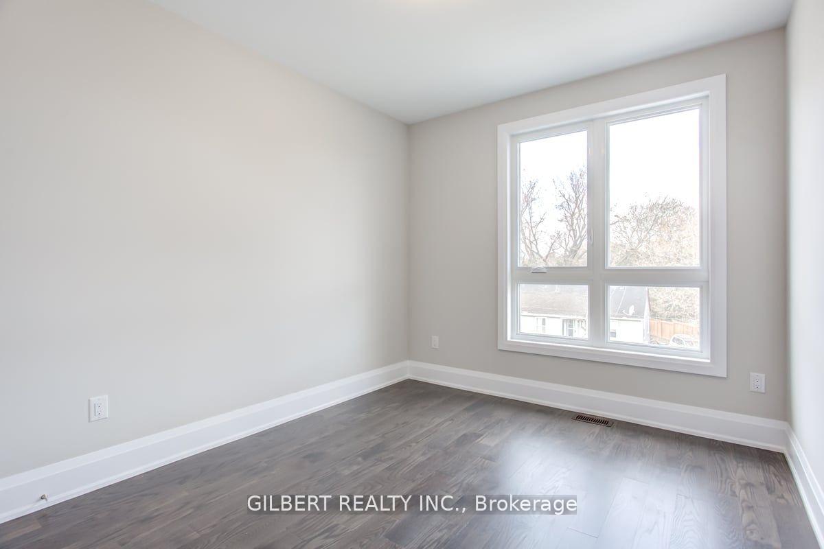 Photo 21 of 35B Marquette Avenue, Toronto, Englemount-Lawrence — HOMEH