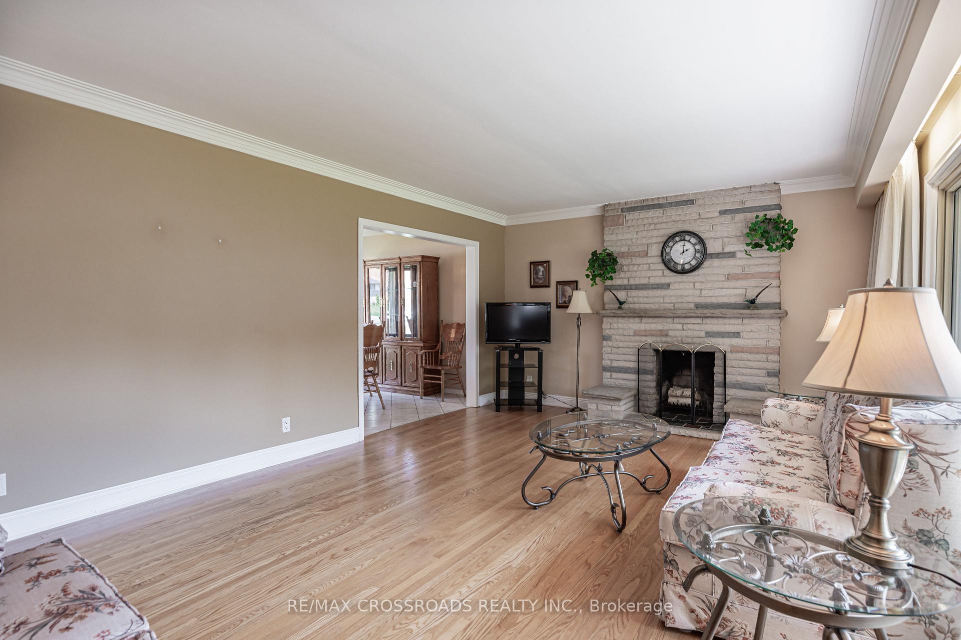 Photo 27 of 166 Elizabeth Crescent N, Whitby, Blue Grass Meadows — HOMEH