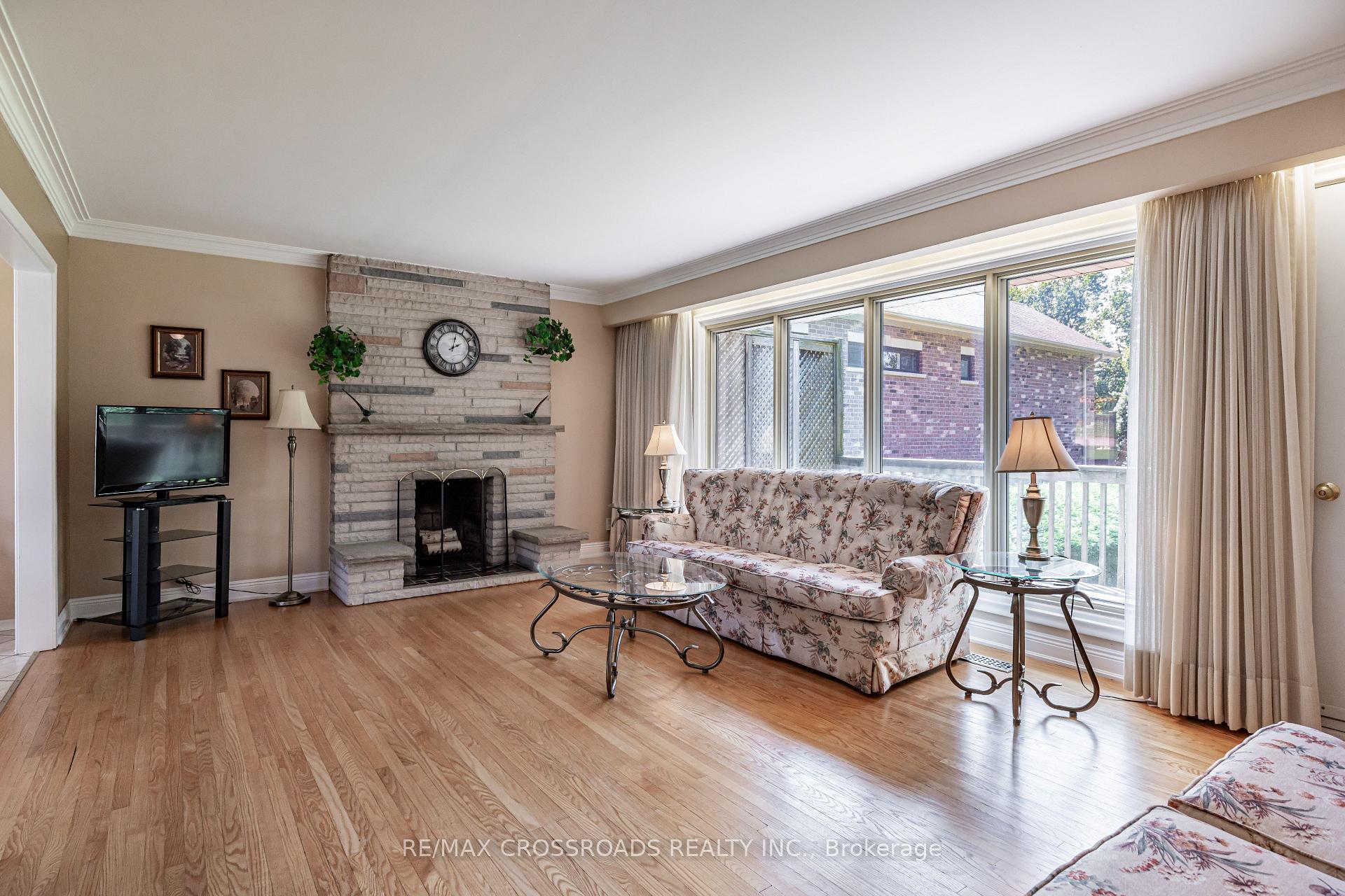 Photo 29 of 166 Elizabeth Crescent N, Whitby, Blue Grass Meadows — HOMEH