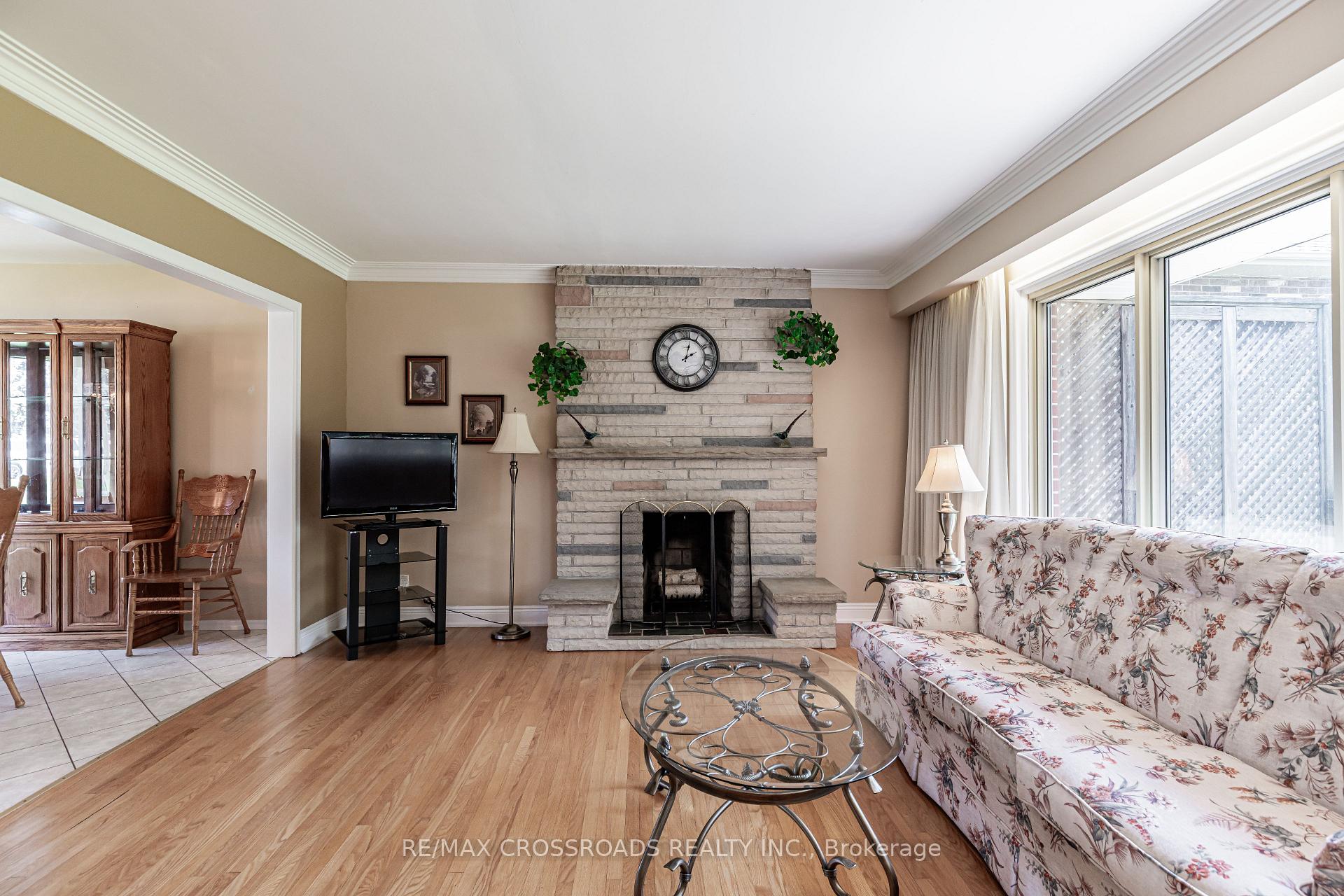 Photo 30 of 166 Elizabeth Crescent N, Whitby, Blue Grass Meadows — HOMEH