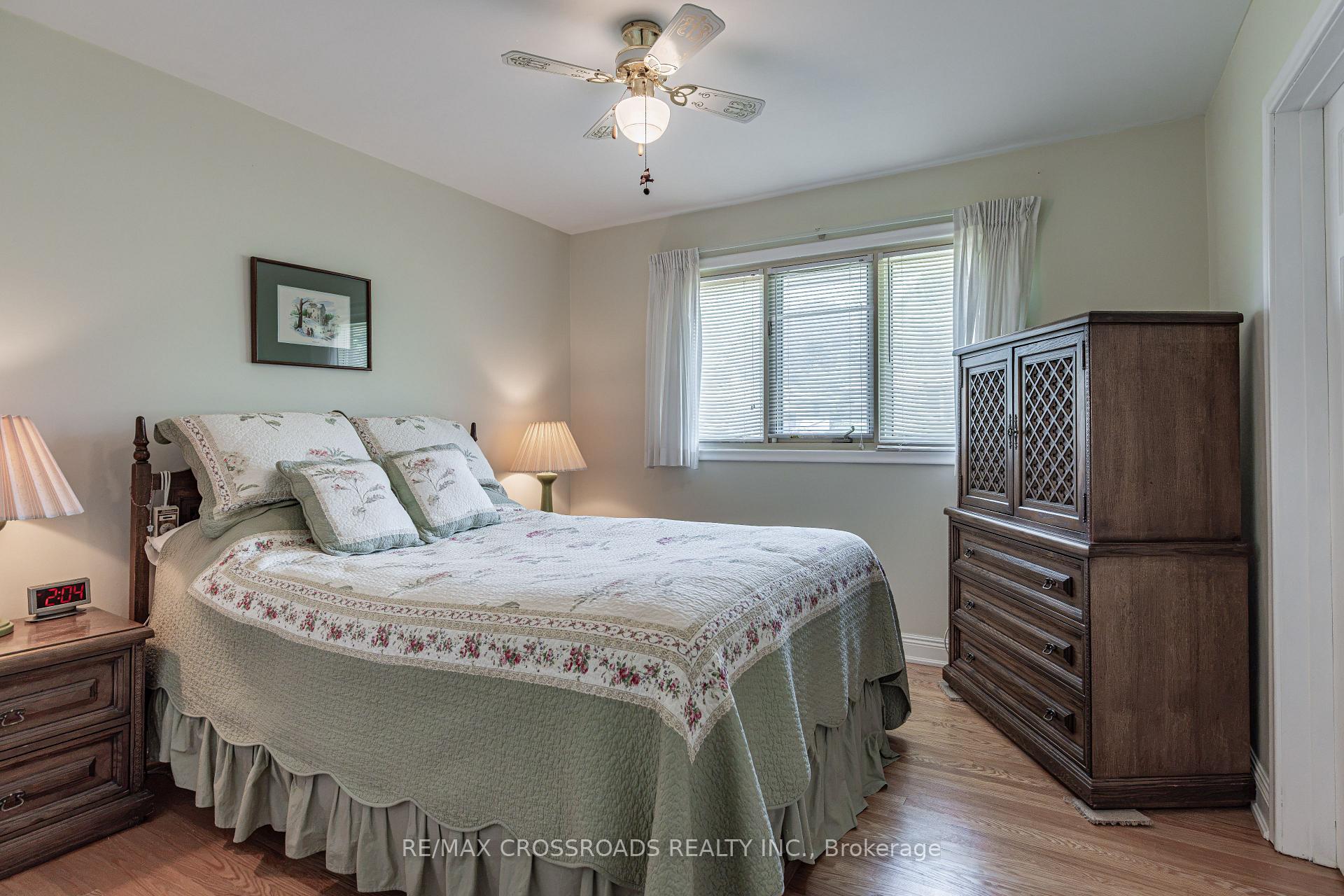 Photo 36 of 166 Elizabeth Crescent N, Whitby, Blue Grass Meadows — HOMEH