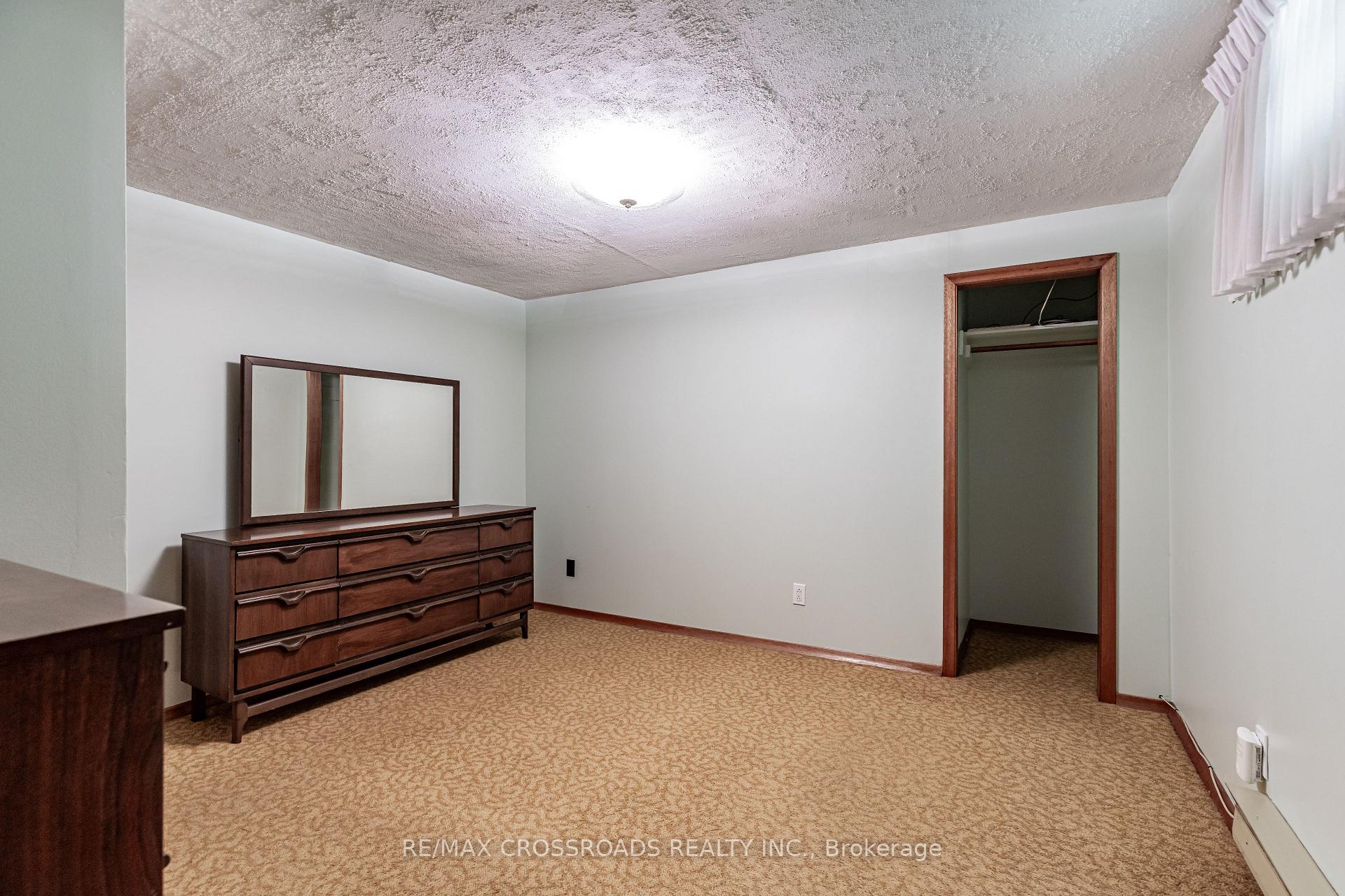 Photo 49 of 166 Elizabeth Crescent N, Whitby, Blue Grass Meadows — HOMEH