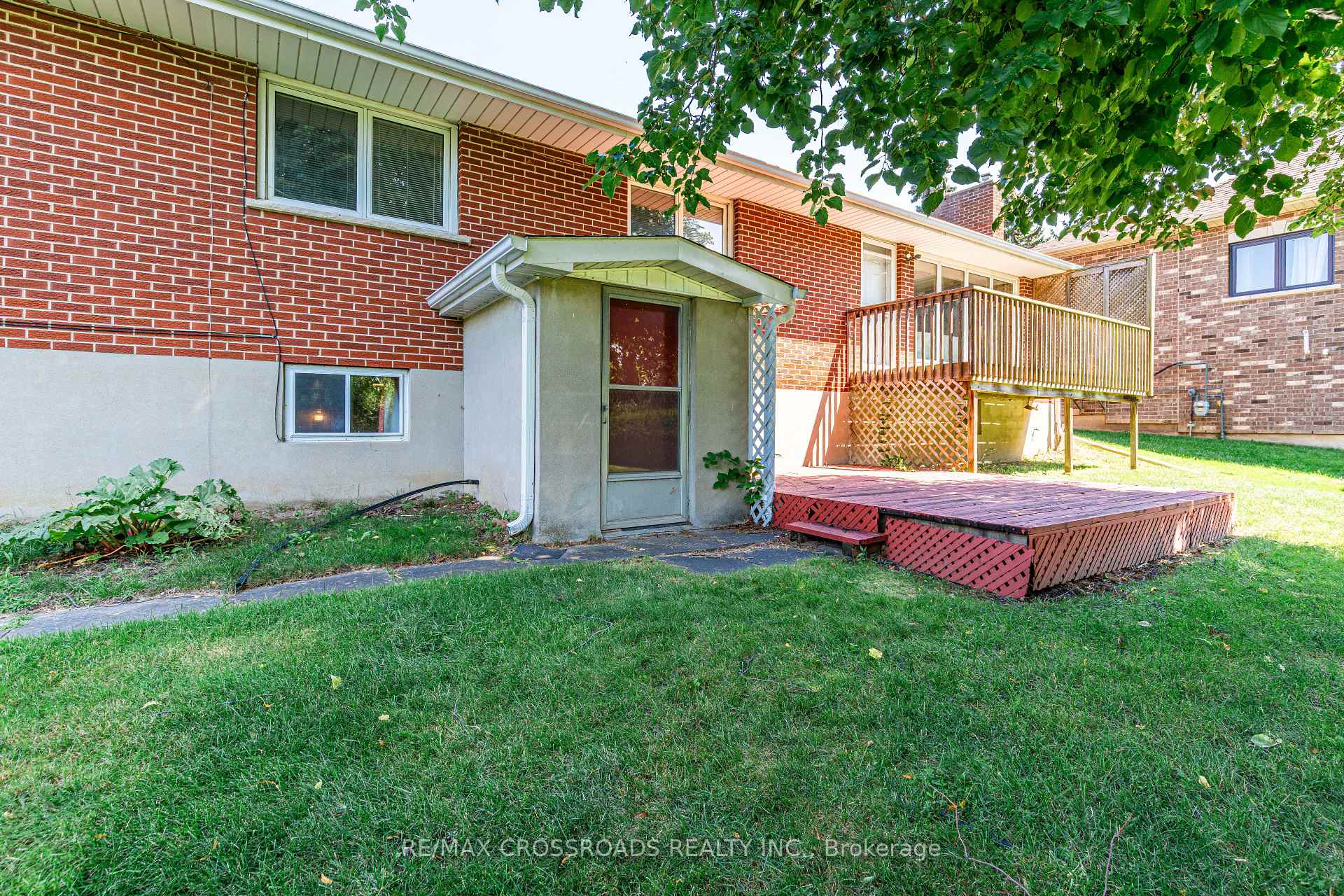 Photo 59 of 166 Elizabeth Crescent N, Whitby, Blue Grass Meadows — HOMEH