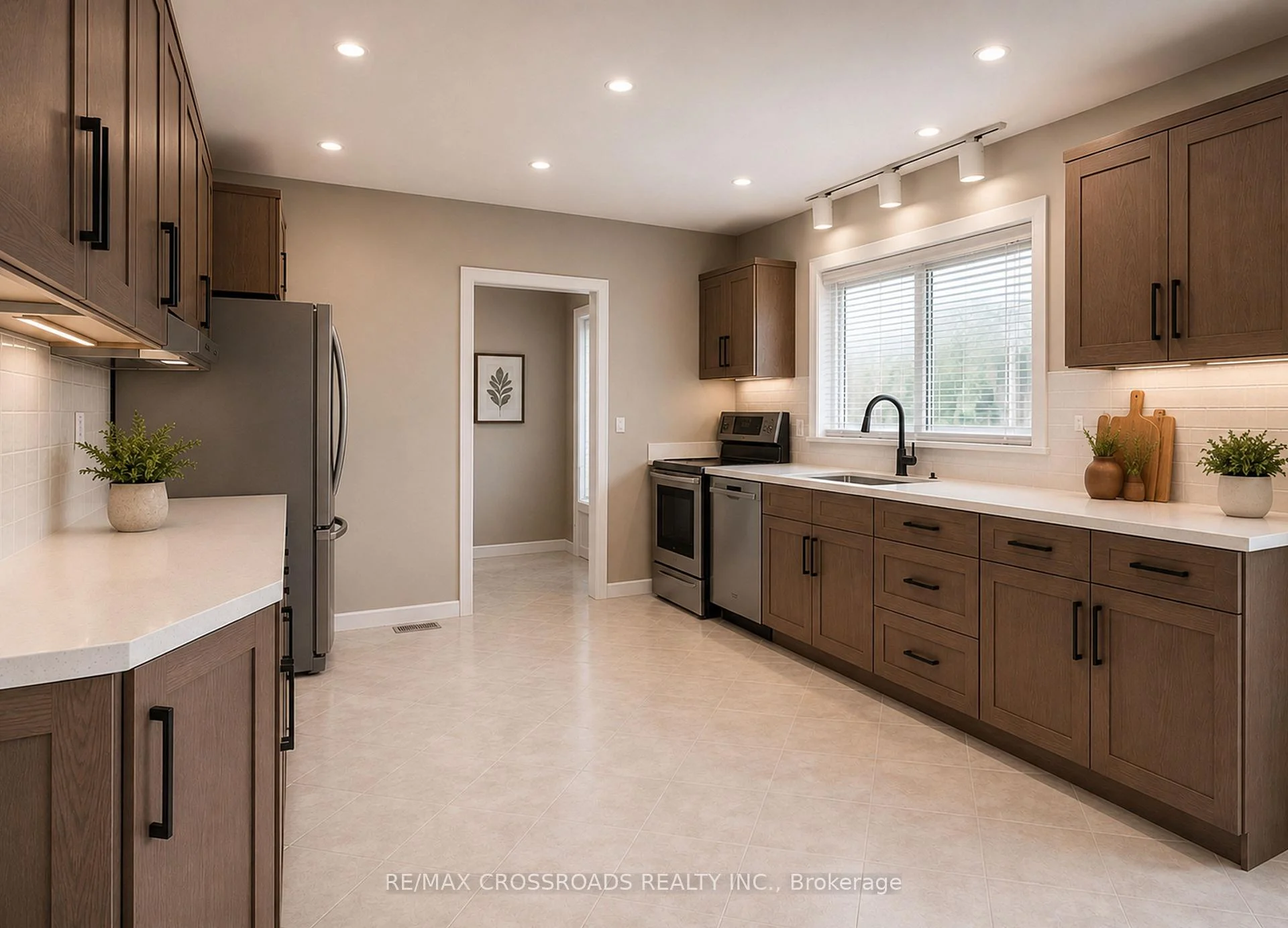 Photo 15 of 166 Elizabeth Crescent N, Whitby, Blue Grass Meadows — HOMEH