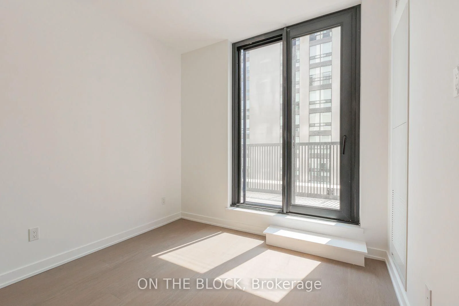 Photo 11 of Unit 830, 91 Montclair Avenue, Toronto, Forest Hill South — HOMEH
