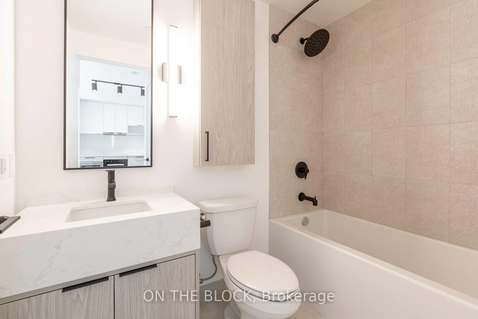 Photo 15 of Unit 830, 91 Montclair Avenue, Toronto, Forest Hill South — HOMEH