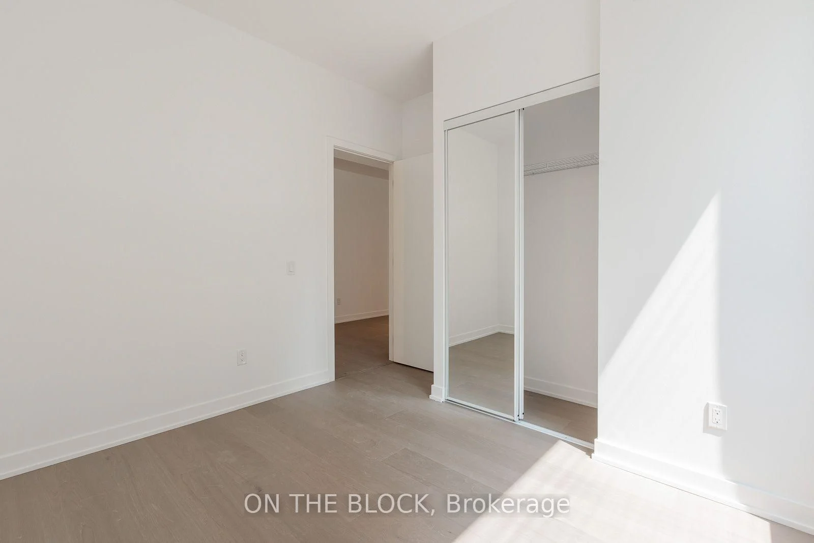 Photo 18 of Unit 830, 91 Montclair Avenue, Toronto, Forest Hill South — HOMEH