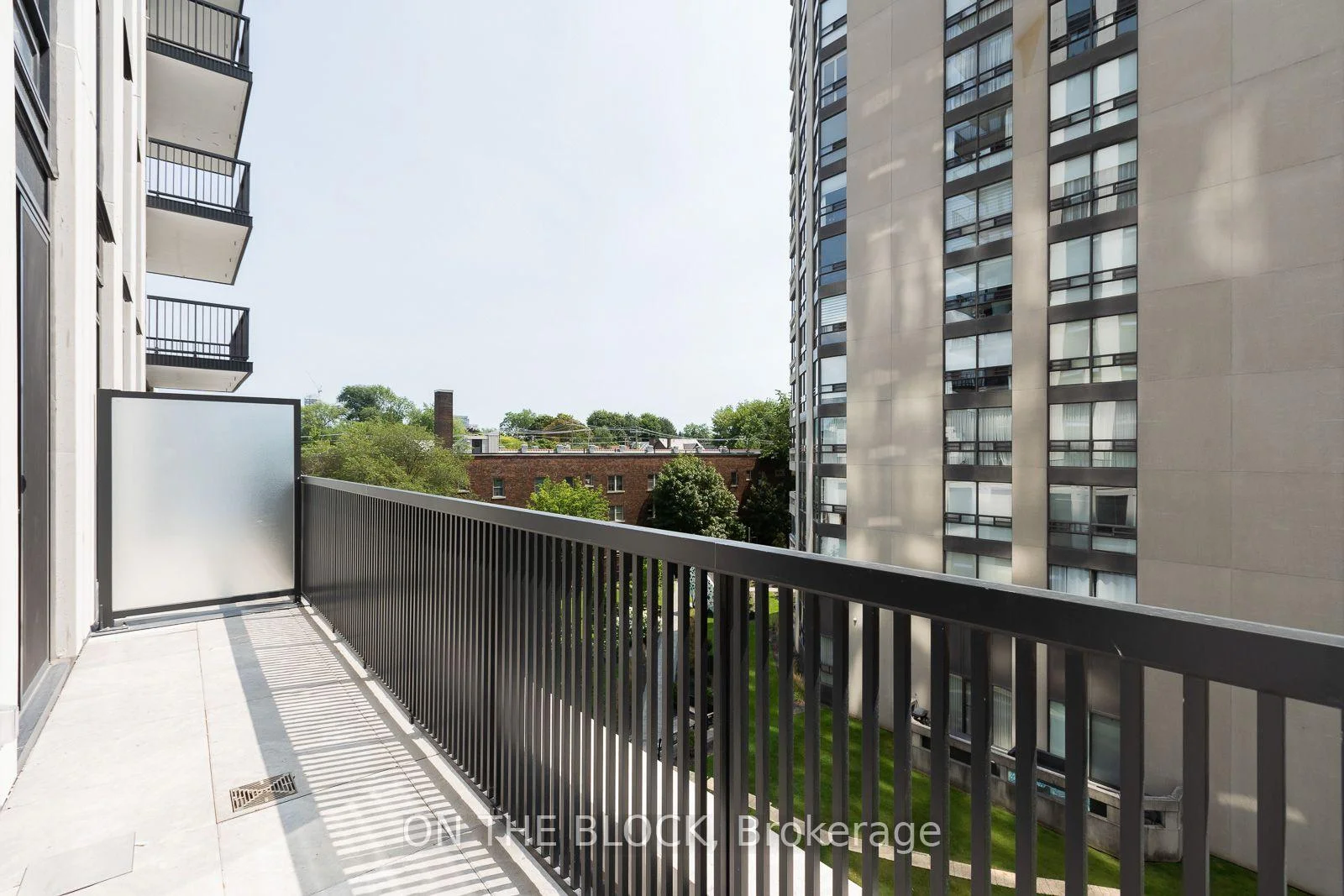 Photo 21 of Unit 830, 91 Montclair Avenue, Toronto, Forest Hill South — HOMEH