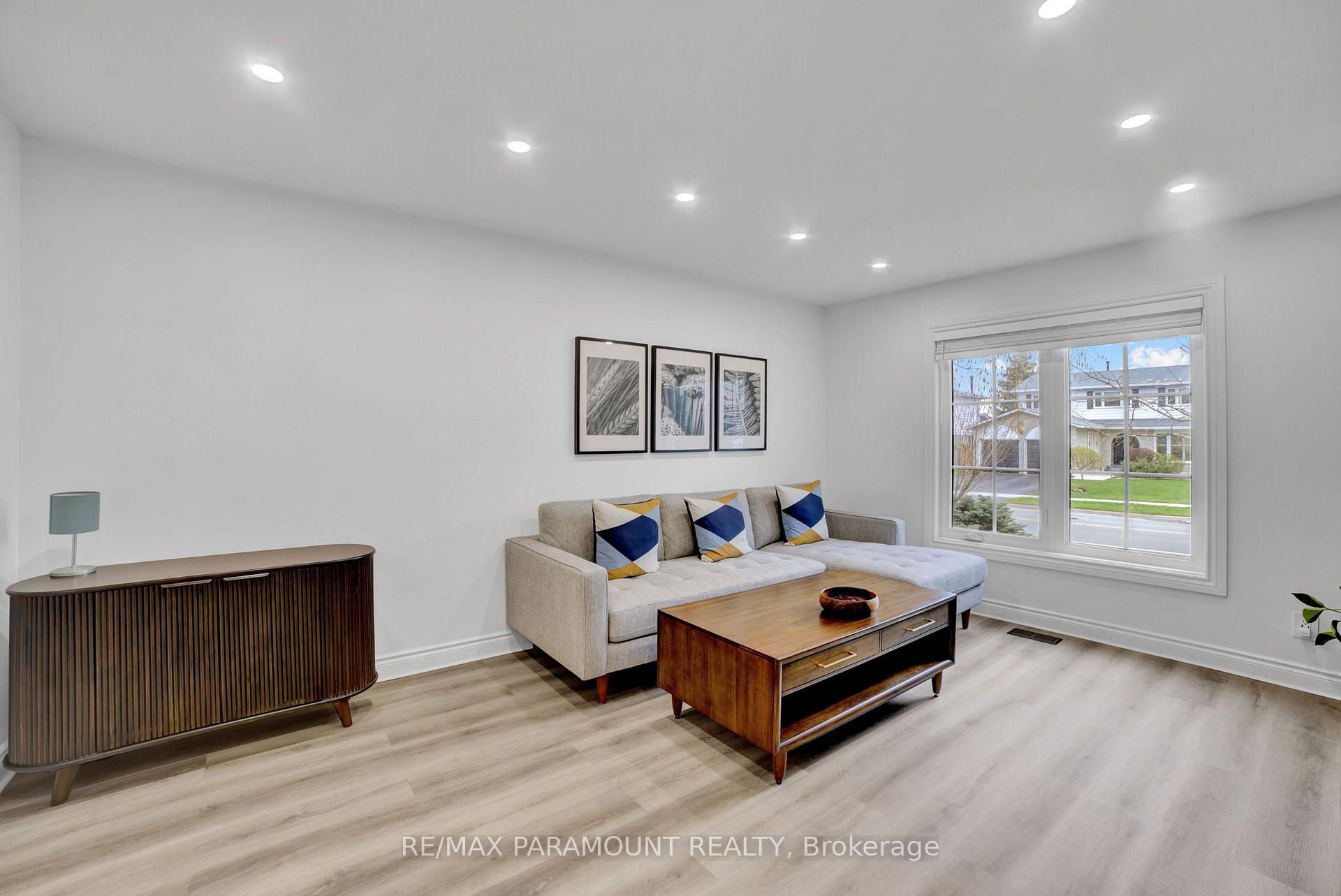 Photo 6 of 2641 Cavendish Drive, Burlington, Brant Hills — HOMEH