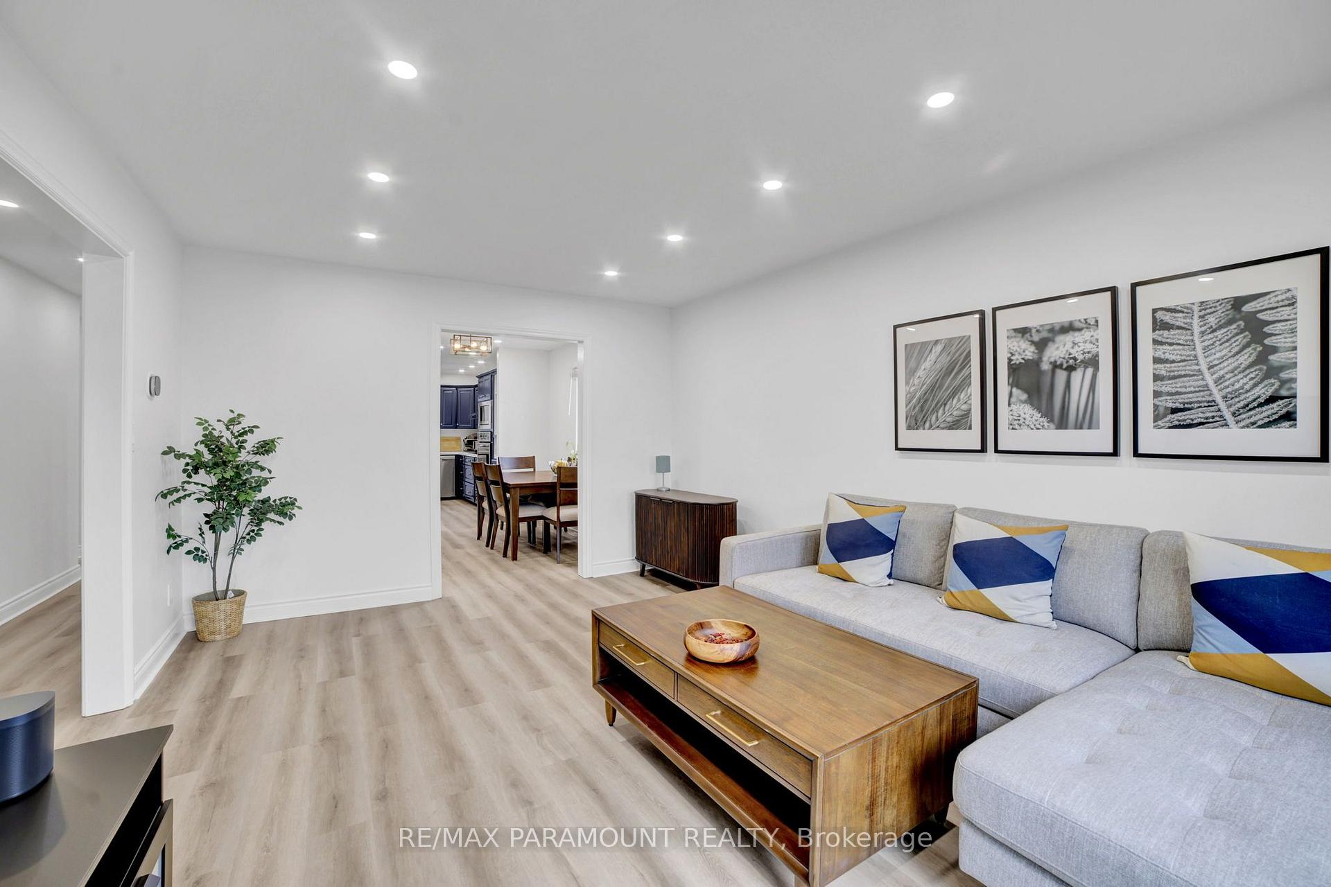 Photo 9 of 2641 Cavendish Drive, Burlington, Brant Hills — HOMEH