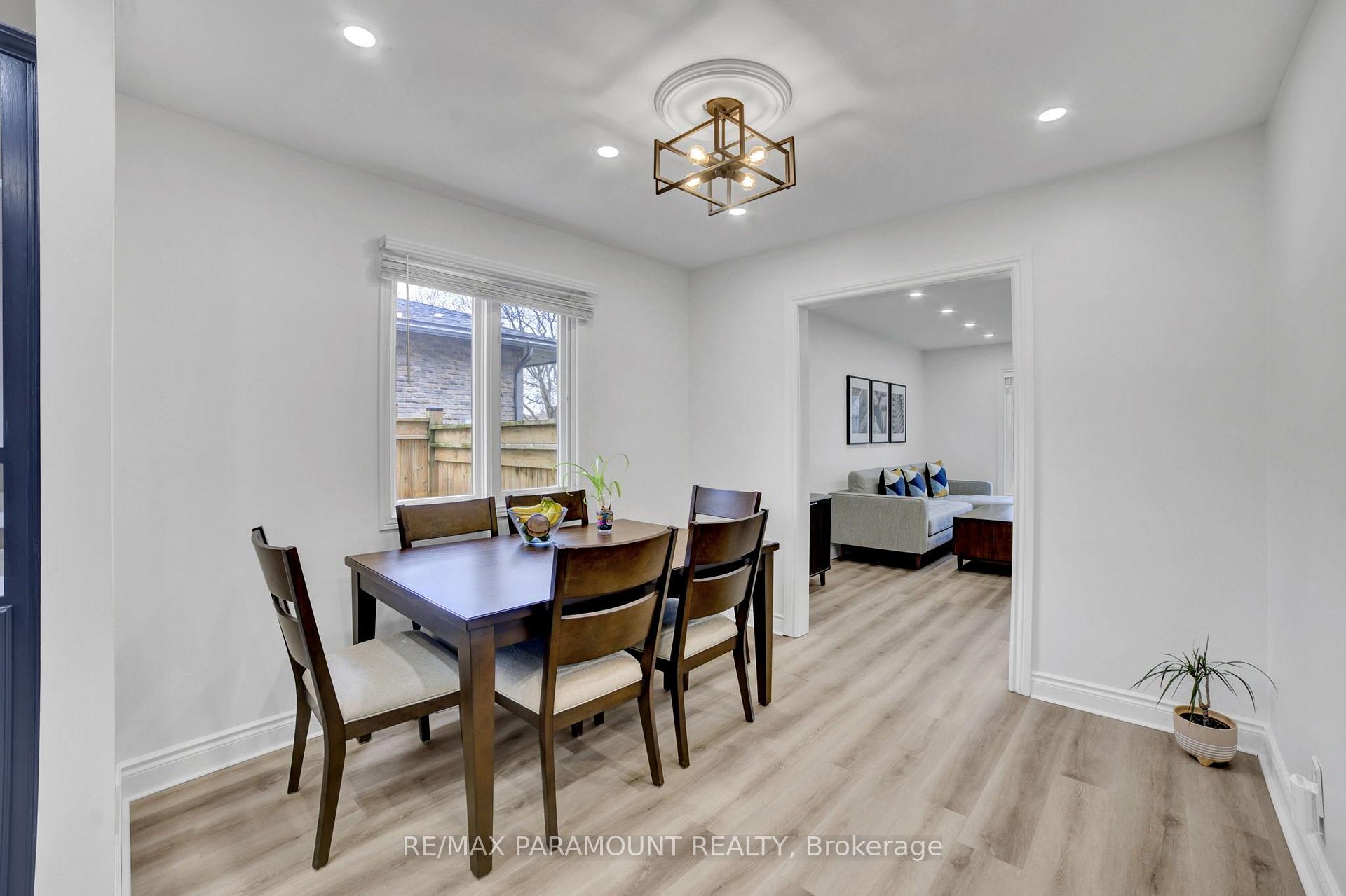 Photo 16 of 2641 Cavendish Drive, Burlington, Brant Hills — HOMEH