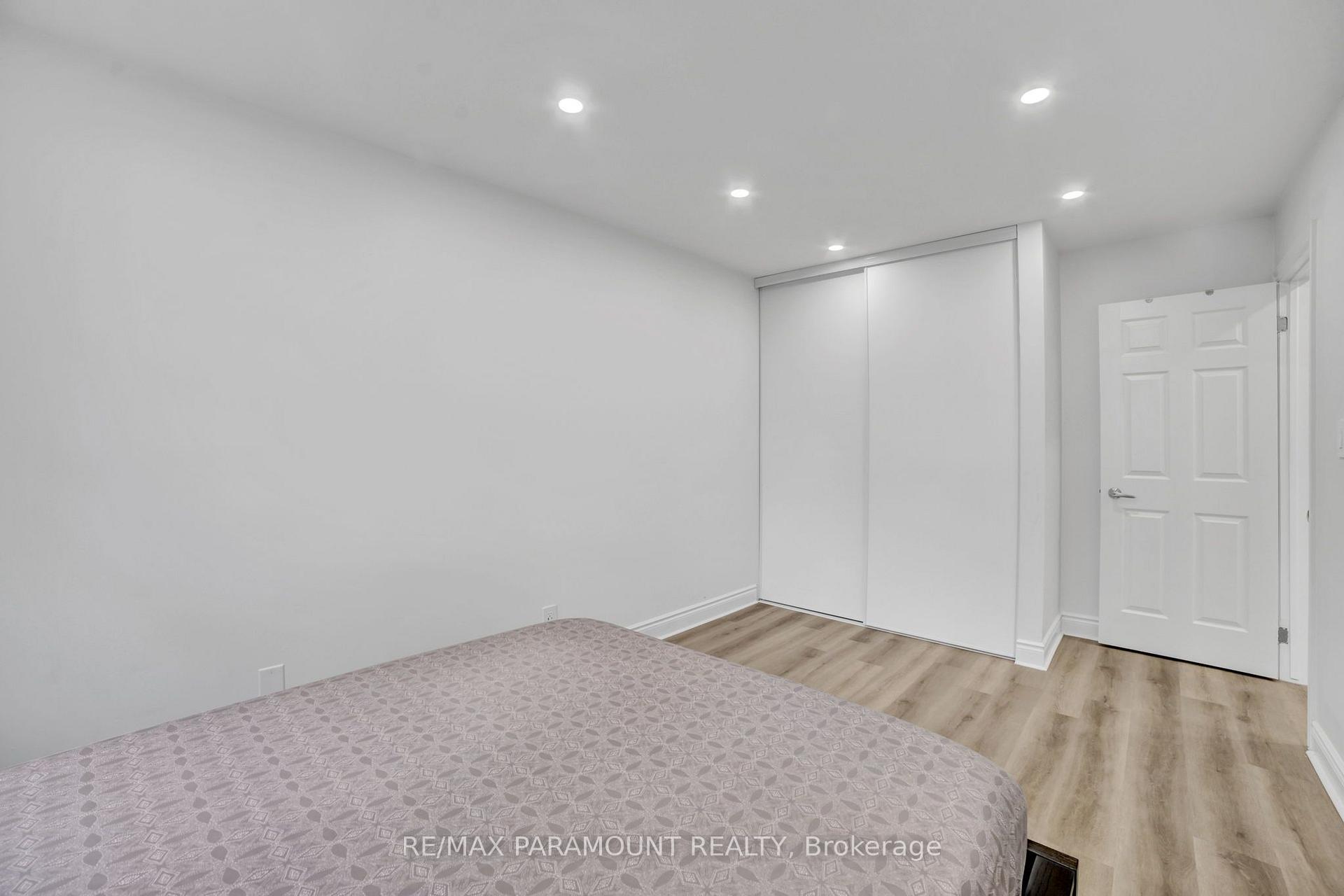 Photo 31 of 2641 Cavendish Drive, Burlington, Brant Hills — HOMEH
