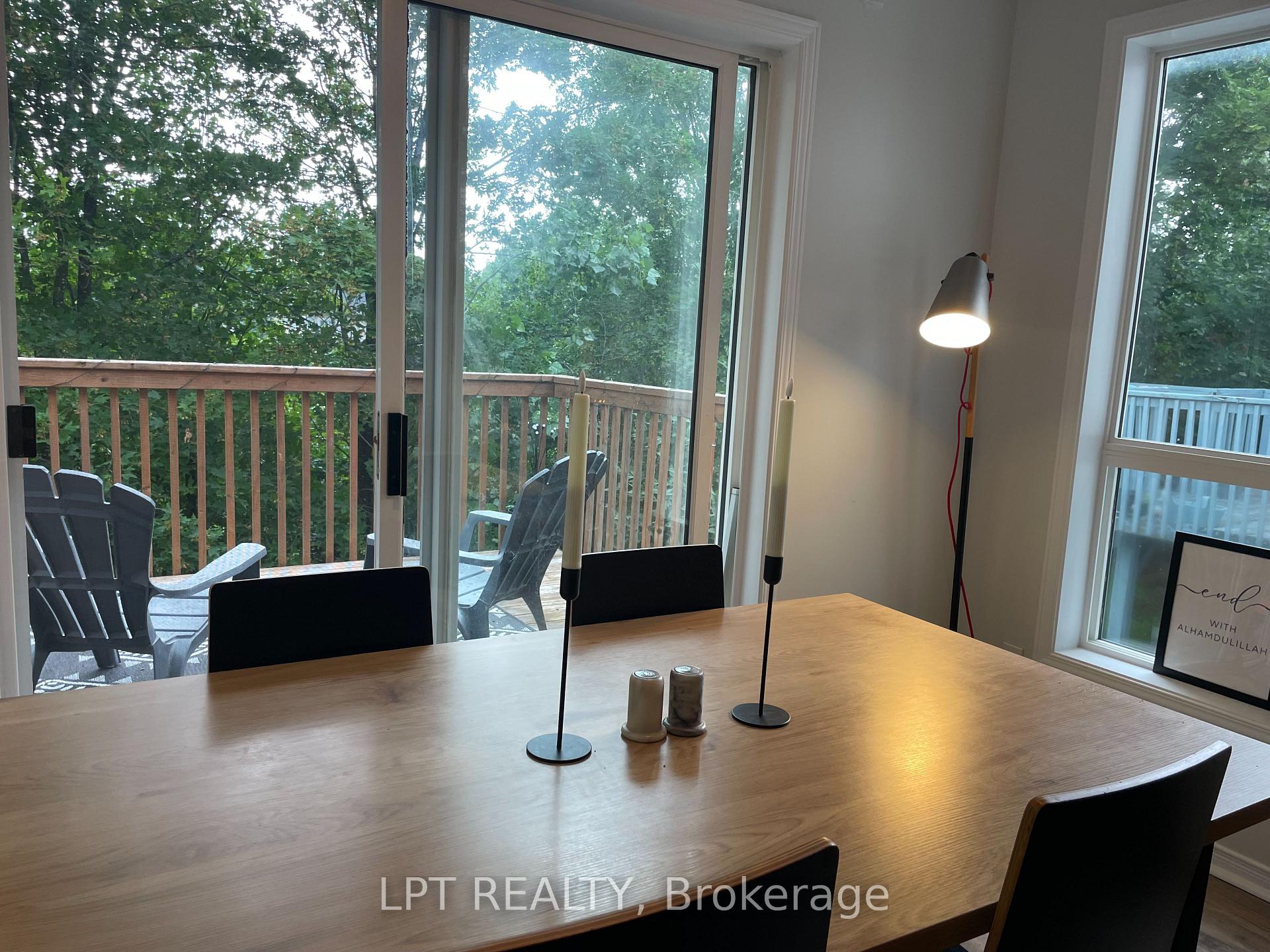 Photo 15 of 41 Highmont Court, Ottawa, Kanata - Kanata Lakes/Heritage Hills — HOMEH