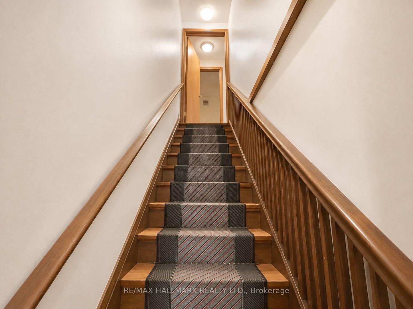 Photo 11 of Unit Apt 3, 338 Vaughan Road, Toronto, Humewood-Cedarvale — HOMEH
