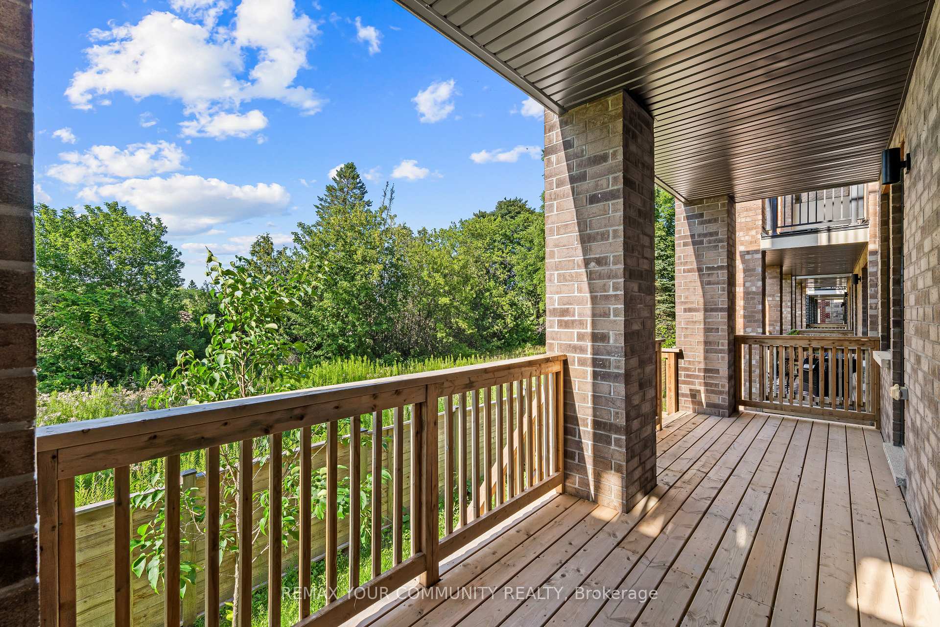 Photo 12 of 42 Globemaster Lane, Richmond Hill, Oak Ridges — HOMEH