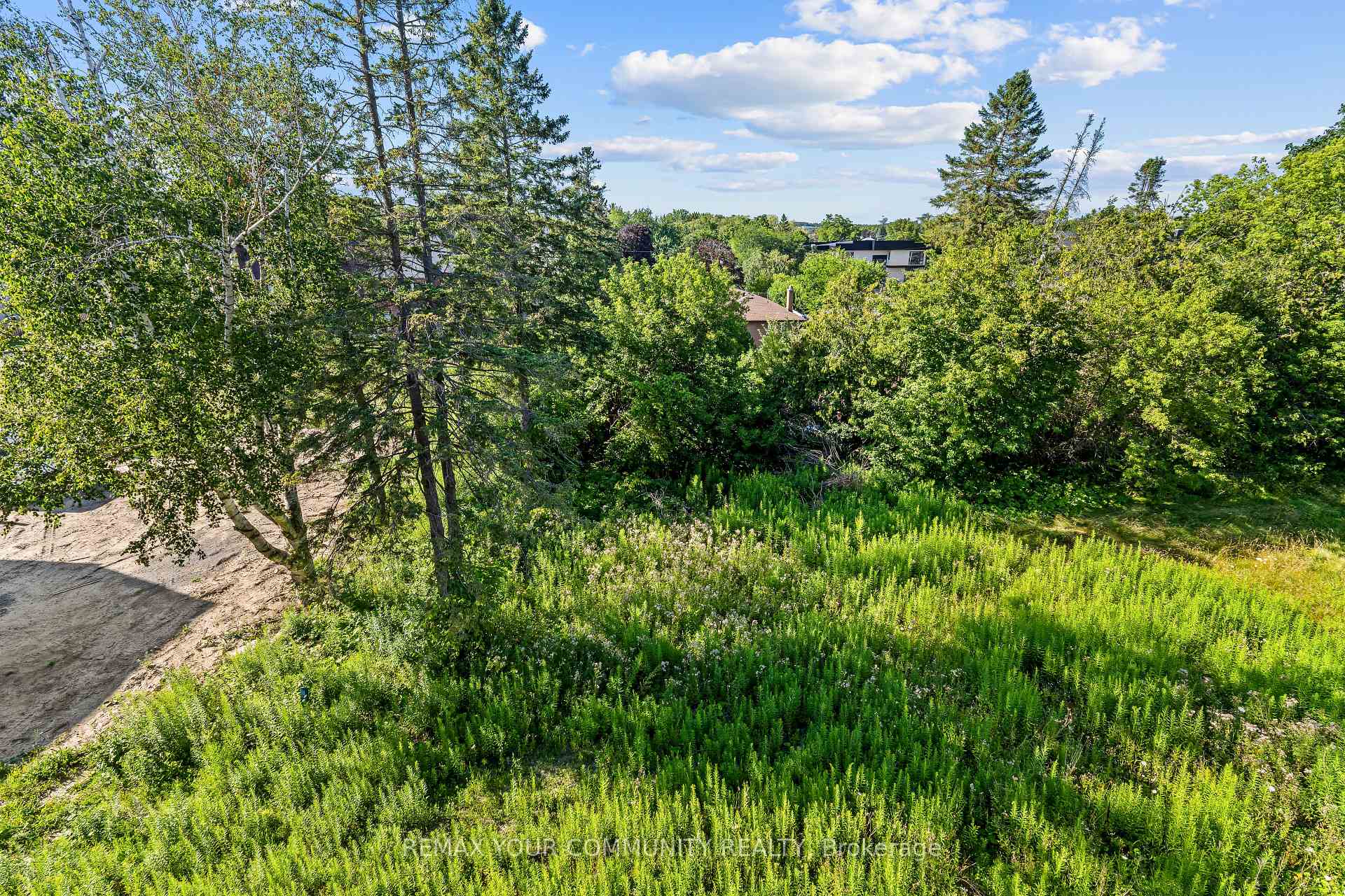 Photo 39 of 42 Globemaster Lane, Richmond Hill, Oak Ridges — HOMEH