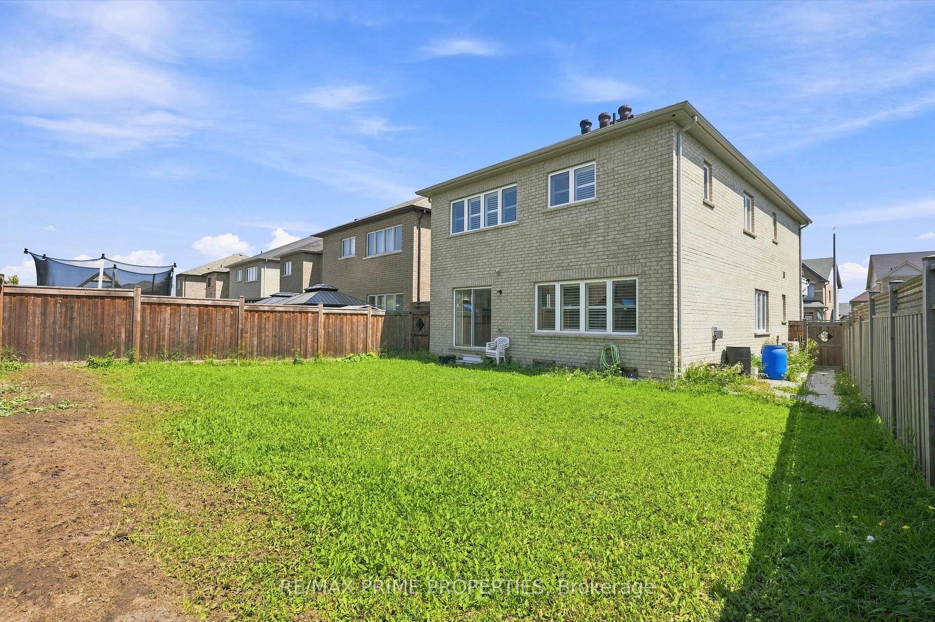 Photo 33 of 1469 Farrow Crescent, Innisfil, Rural Innisfil — HOMEH