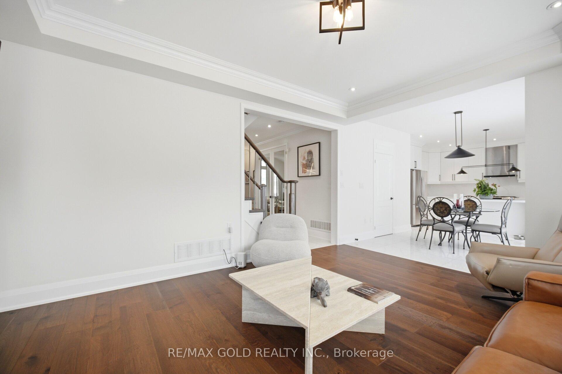 Photo 16 of 13 Alboreto Way, Brampton, Credit Valley — HOMEH