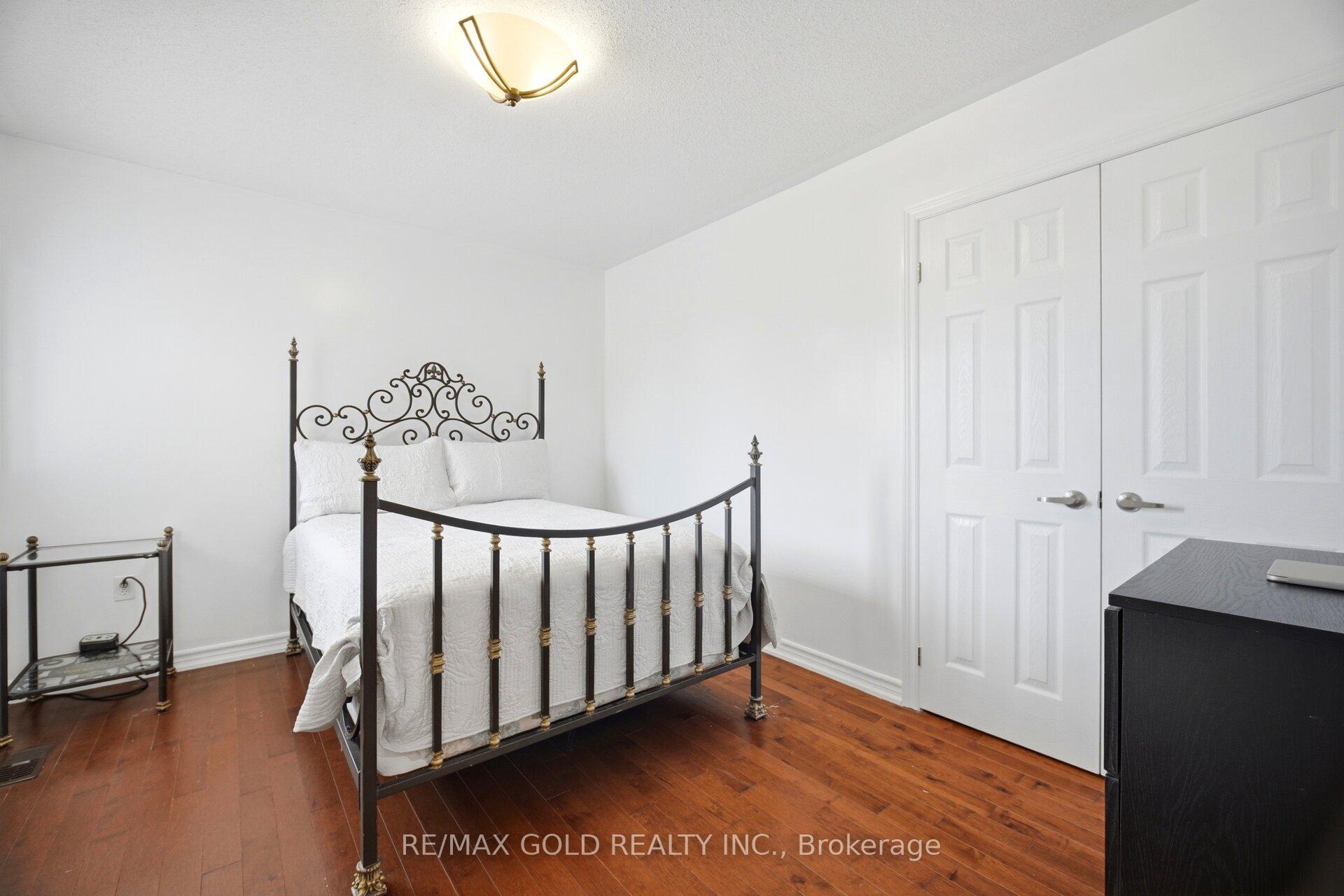 Photo 39 of 13 Alboreto Way, Brampton, Credit Valley — HOMEH