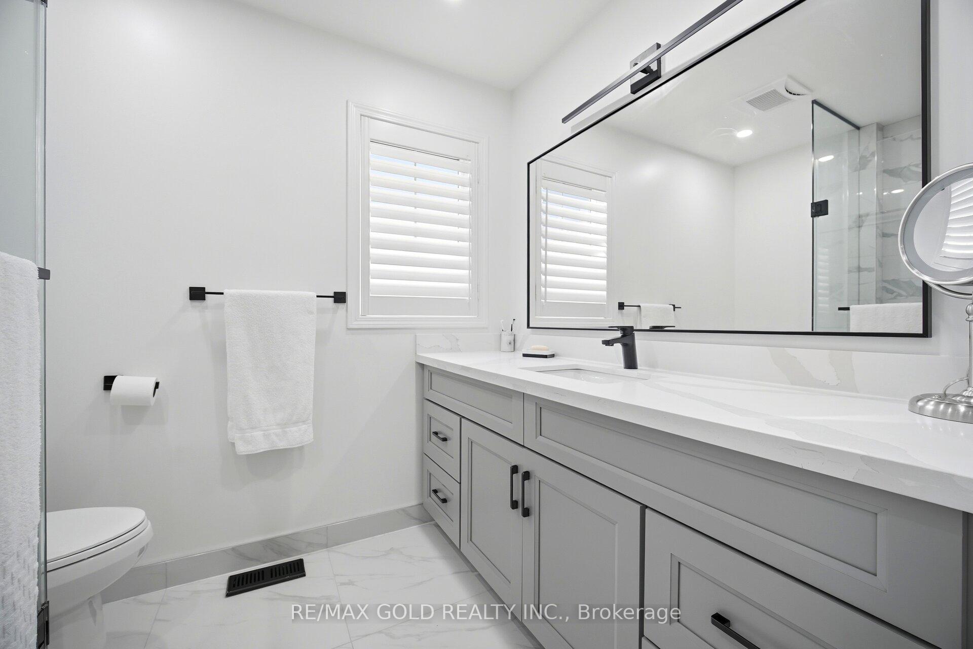 Photo 43 of 13 Alboreto Way, Brampton, Credit Valley — HOMEH