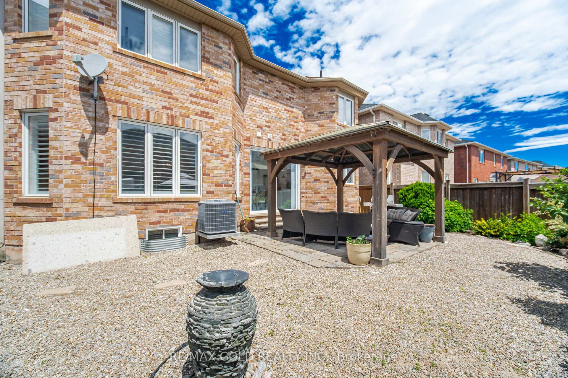 Photo 48 of 13 Alboreto Way, Brampton, Credit Valley — HOMEH