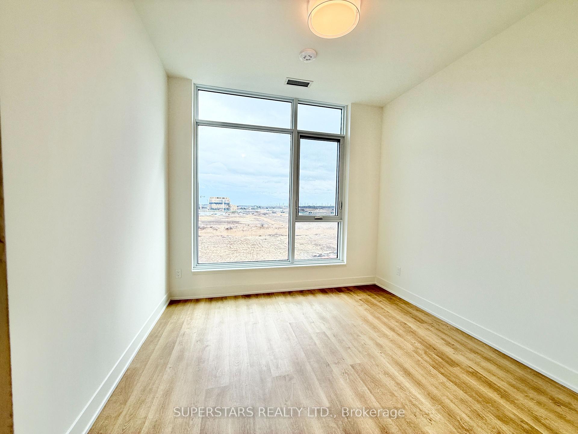 Photo 10 of Unit 606, 56 Andre De Grasse Street, Markham, Unionville — HOMEH