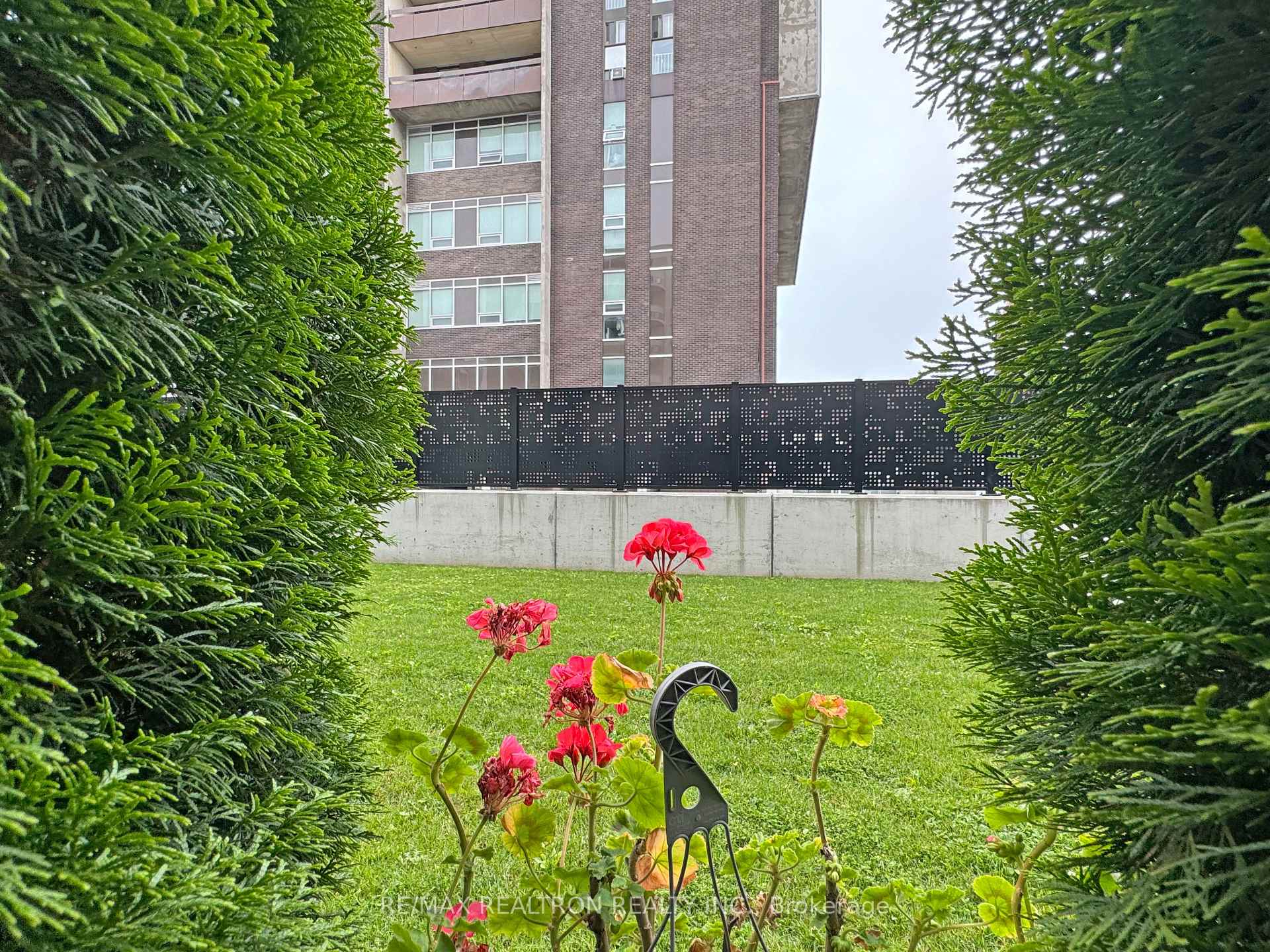 Photo 14 of Unit 108, 11 Walmer Road, Toronto, The Annex — HOMEH
