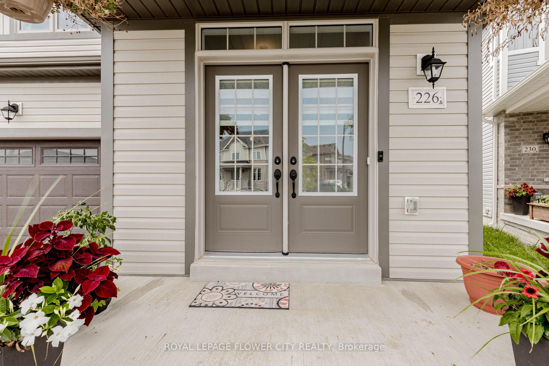 Photo 3 of 226 Chippewa Avenue, Shelburne — HOMEH