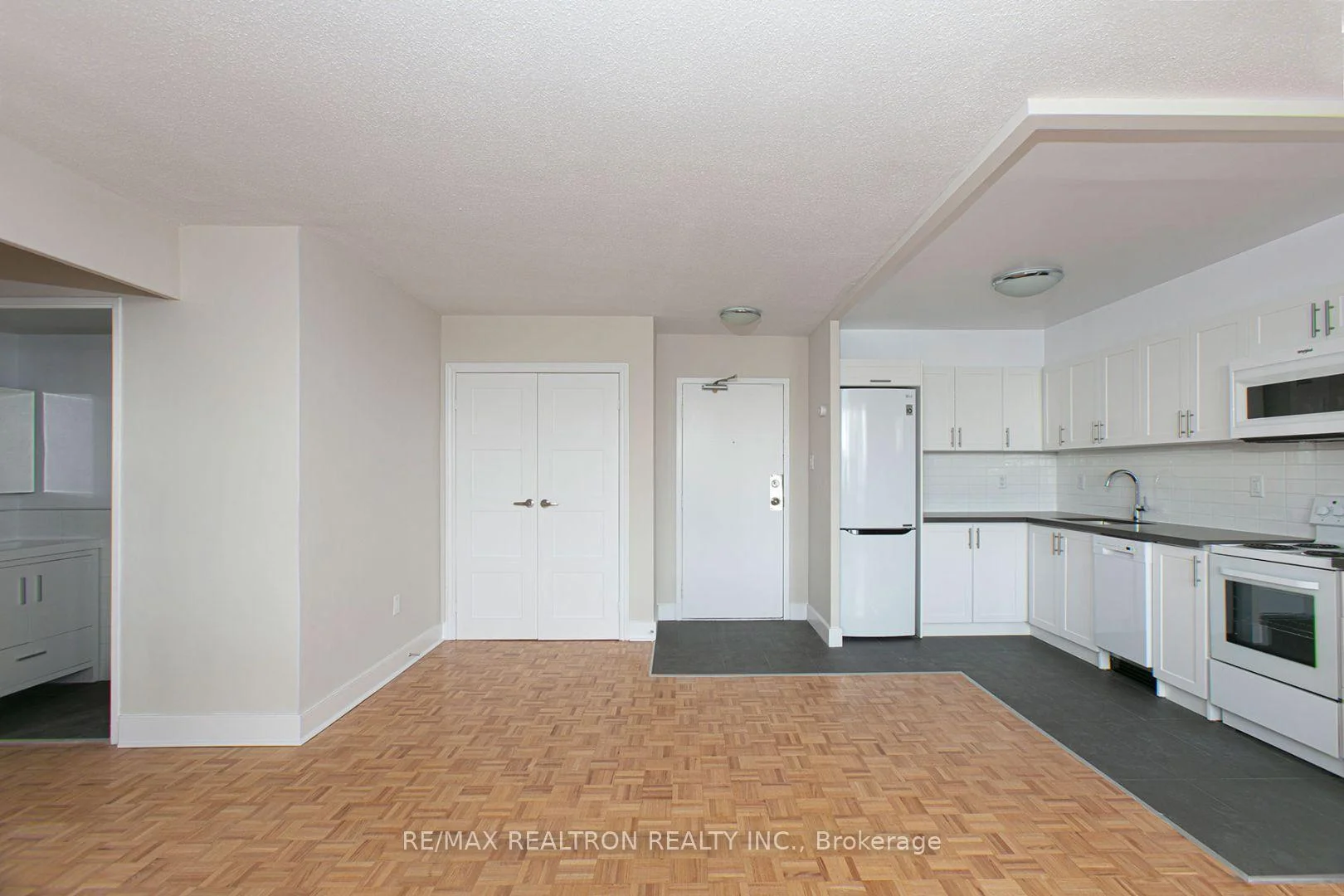 Photo 6 of Unit 1208, 1500 Bathurst Street, Toronto, Humewood-Cedarvale — HOMEH