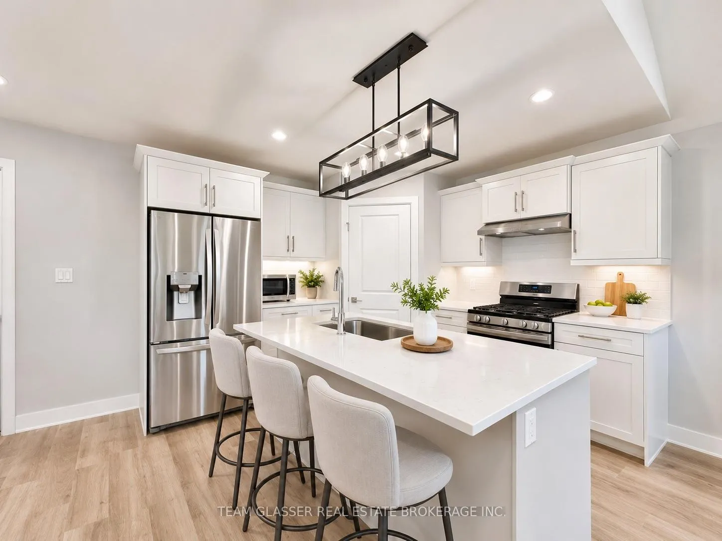 Photo 4 of 28 Greene Street, South Huron, Exeter — HOMEH