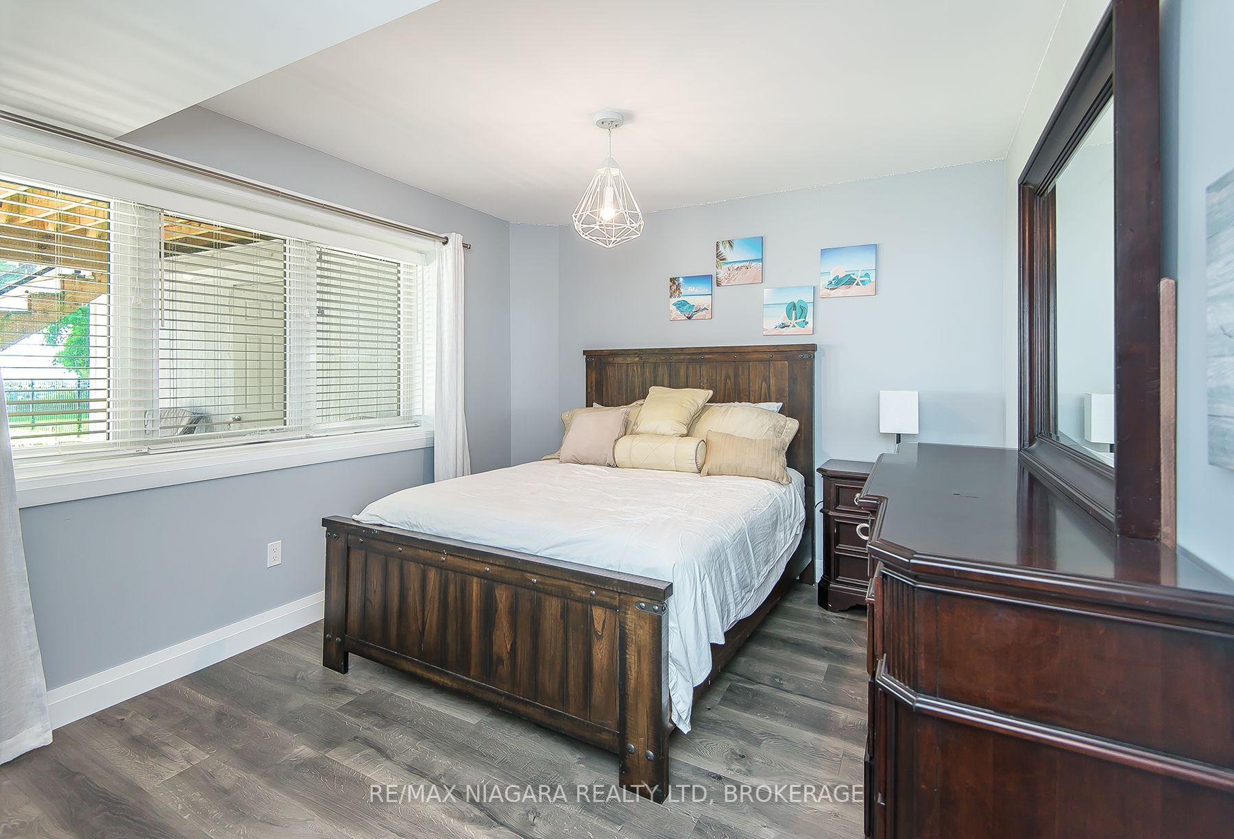 Photo 8 of 751 Lakeshore Road, Fort Erie, Lakeshore — HOMEH