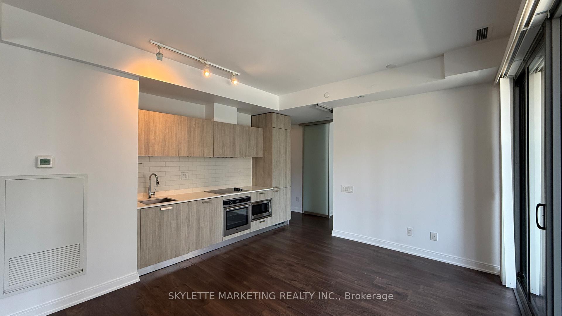 Photo 4 of Unit 612, 50 Charles Street E, Toronto, Church-Yonge Corridor — HOMEH