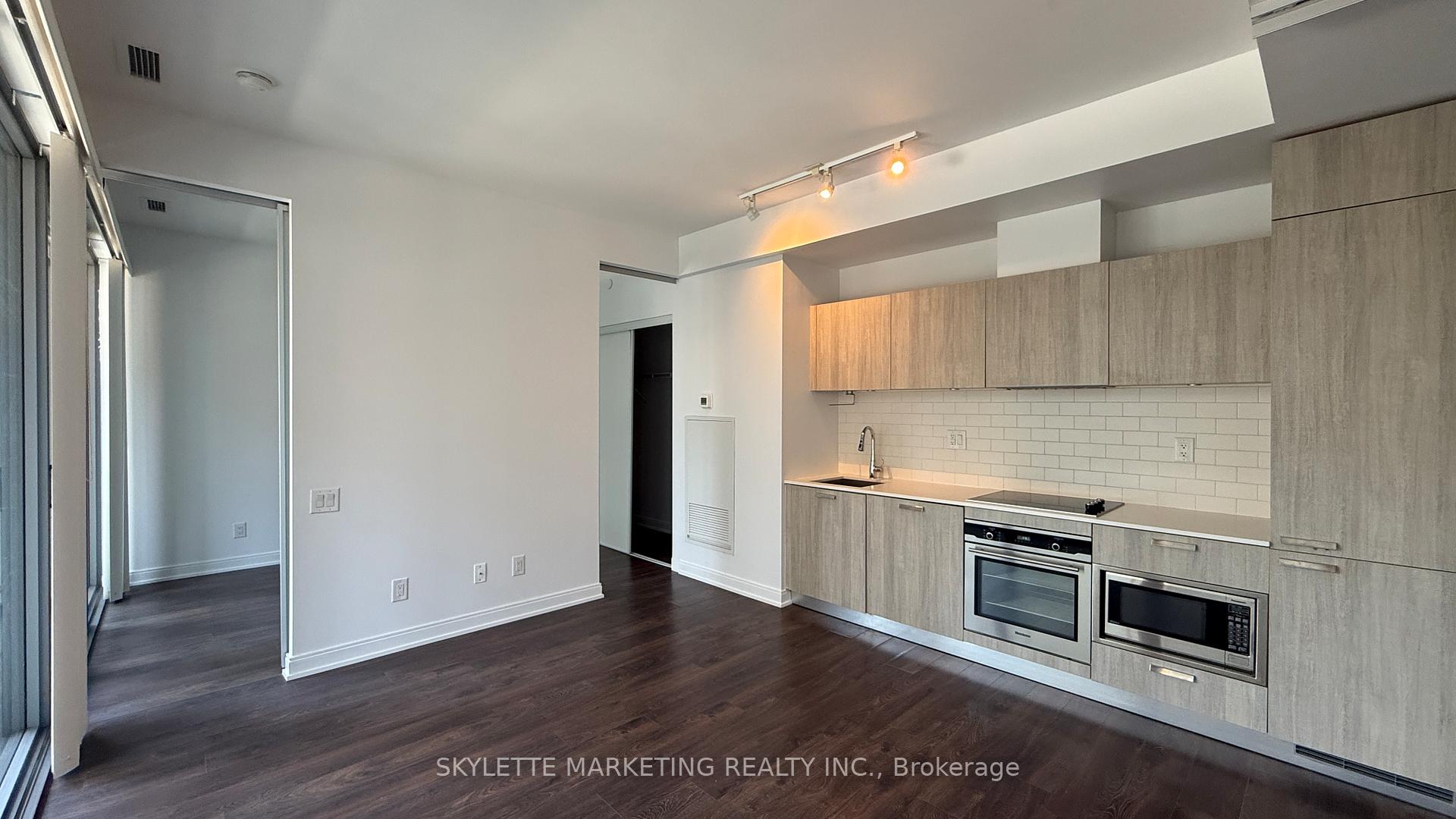 Photo 7 of Unit 612, 50 Charles Street E, Toronto, Church-Yonge Corridor — HOMEH