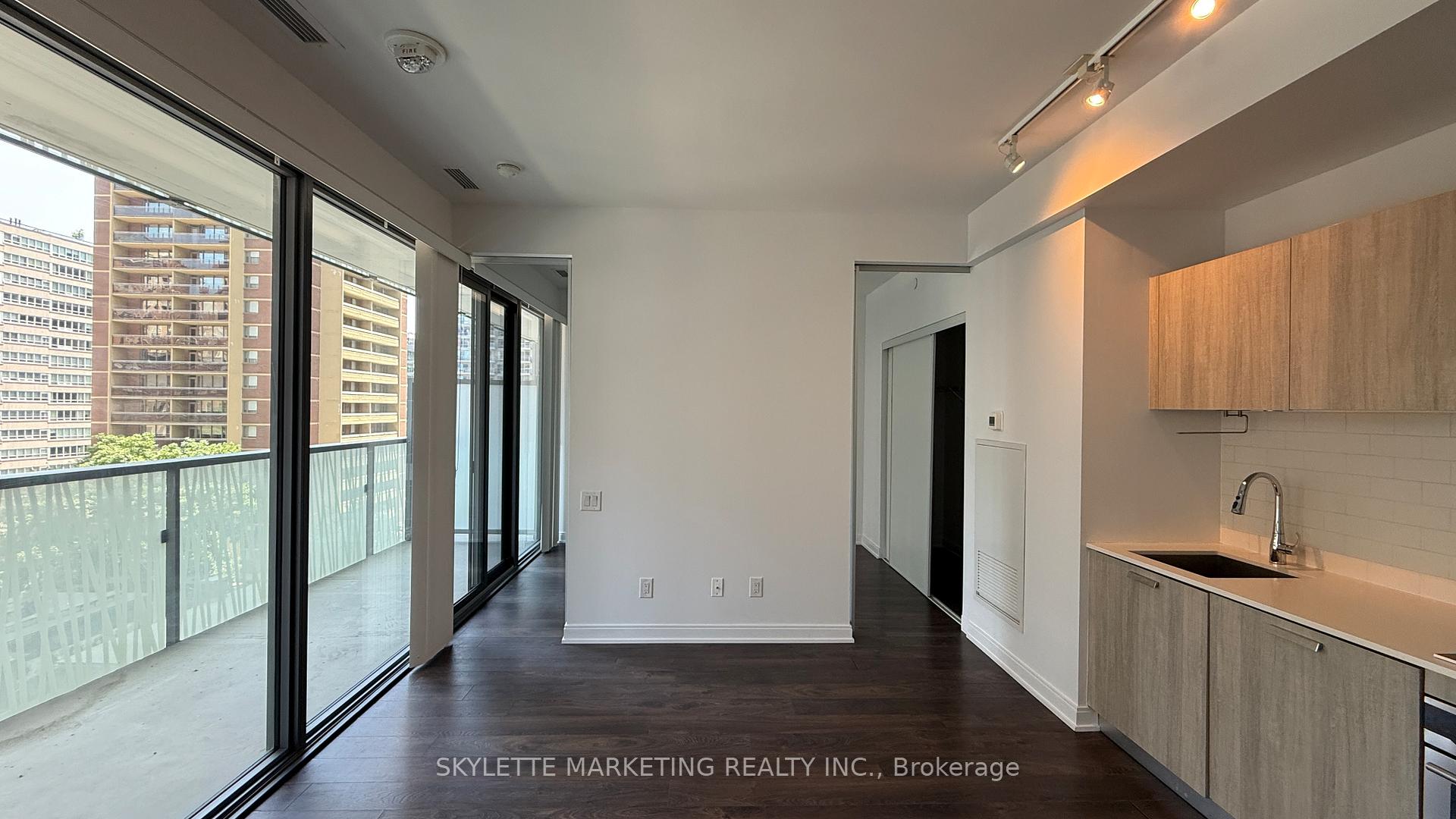 Photo 8 of Unit 612, 50 Charles Street E, Toronto, Church-Yonge Corridor — HOMEH