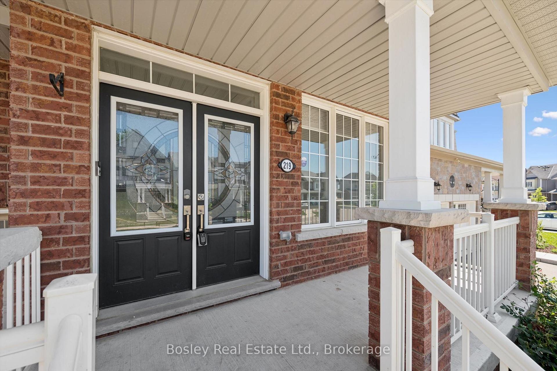 Photo 5 of 219 Dolman Street W, Woolwich, Breslau — HOMEH
