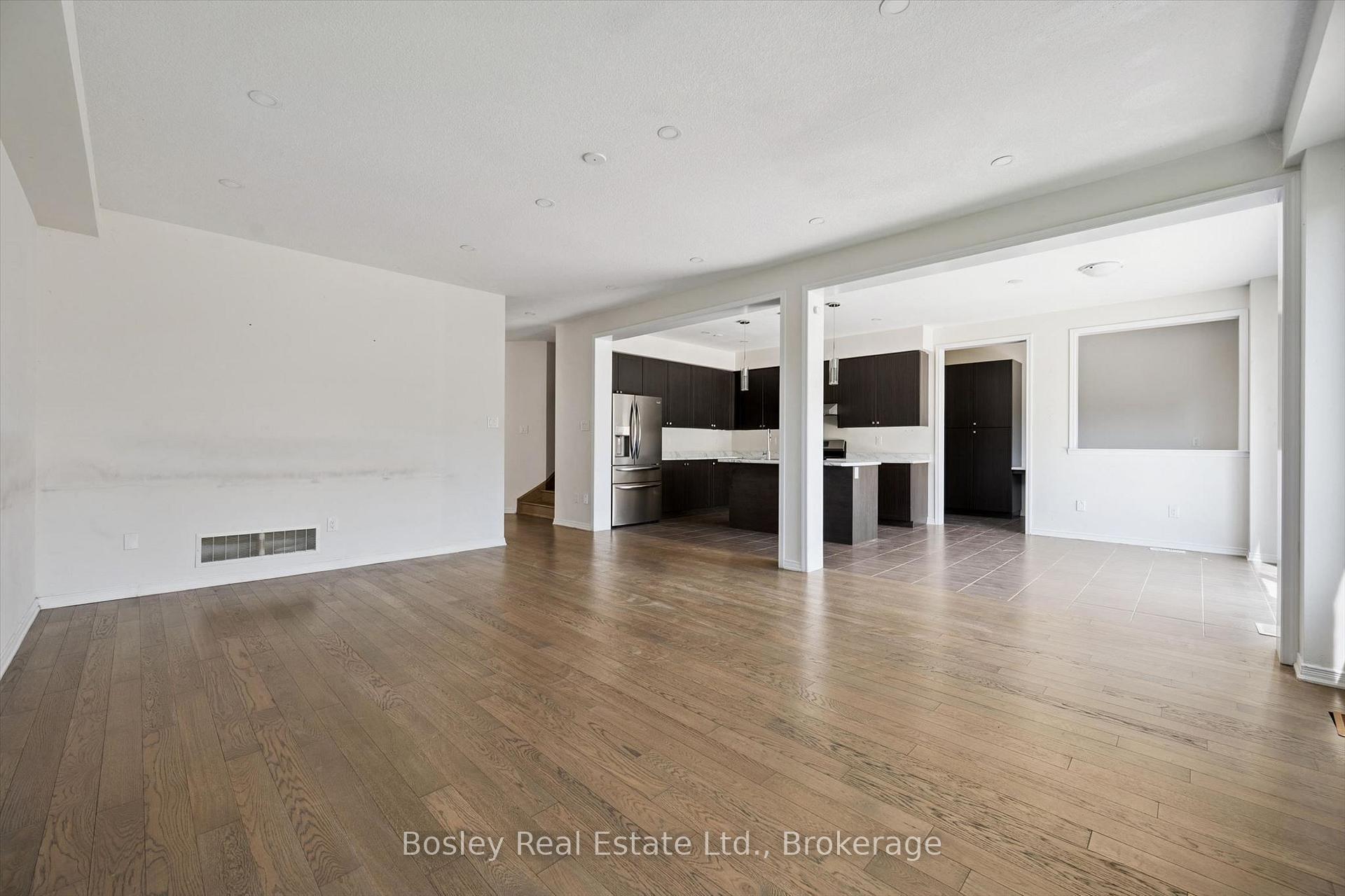 Photo 15 of 219 Dolman Street W, Woolwich, Breslau — HOMEH