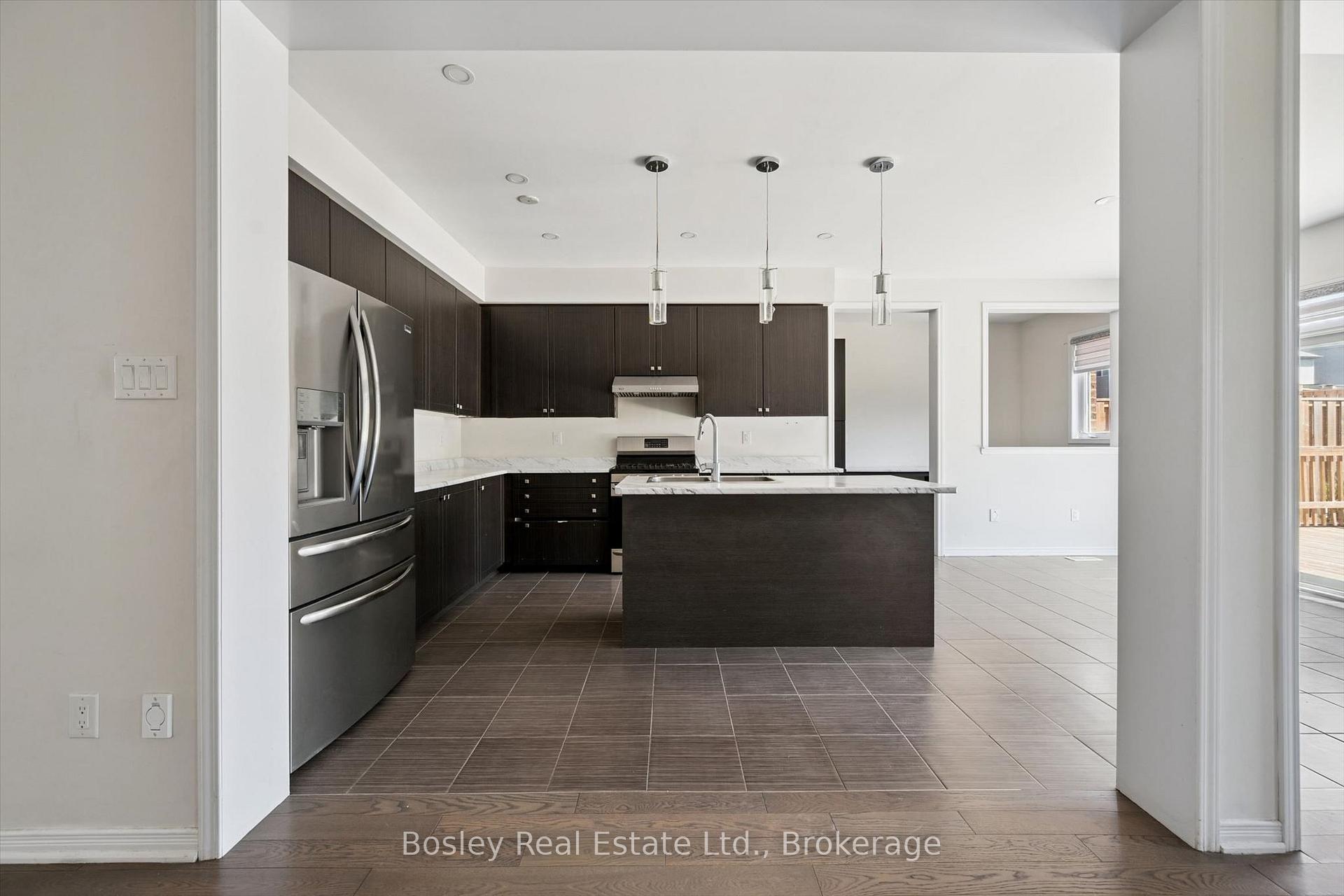 Photo 18 of 219 Dolman Street W, Woolwich, Breslau — HOMEH