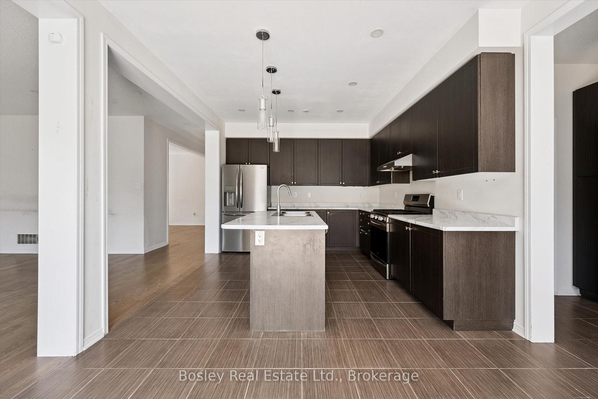 Photo 20 of 219 Dolman Street W, Woolwich, Breslau — HOMEH