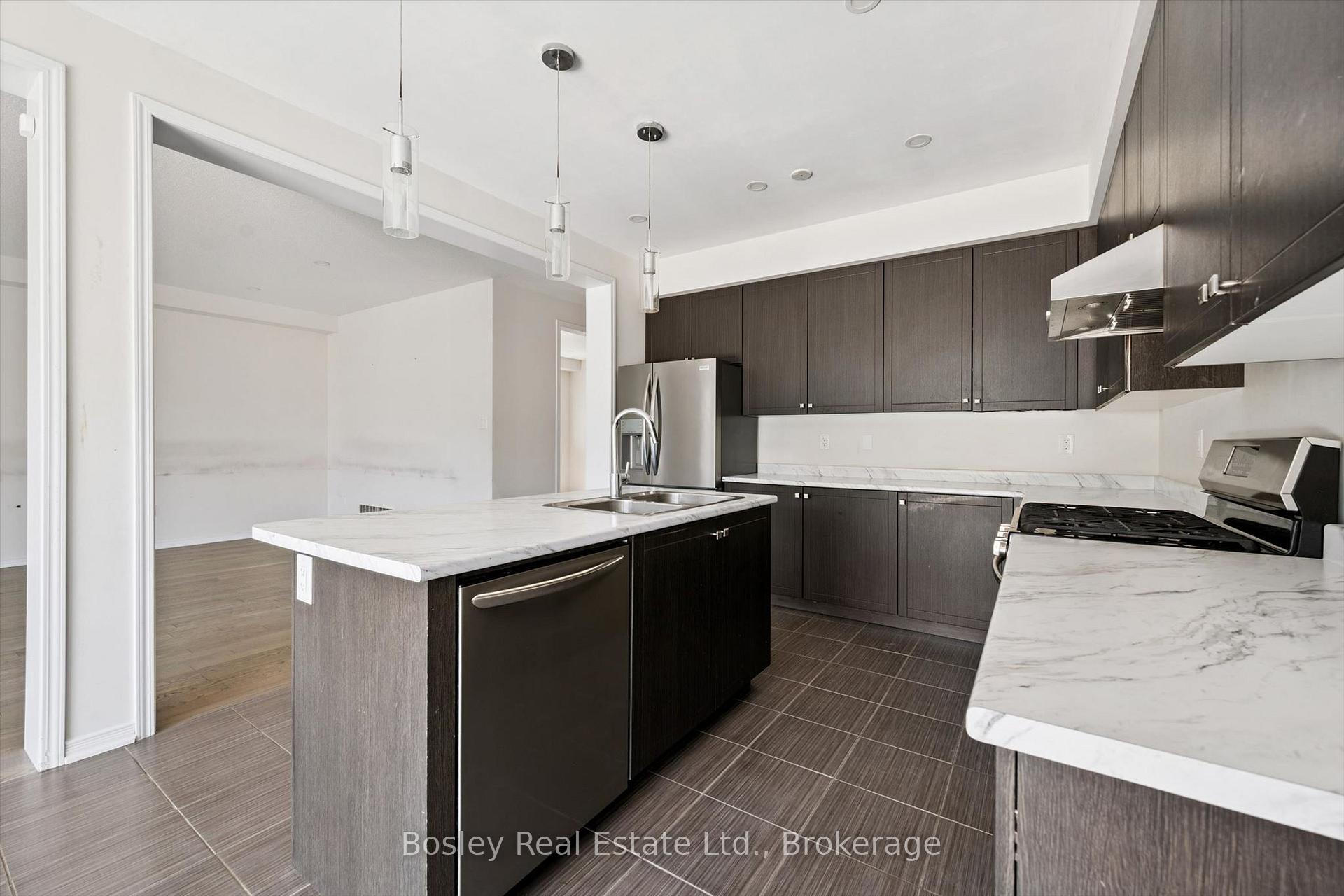 Photo 22 of 219 Dolman Street W, Woolwich, Breslau — HOMEH