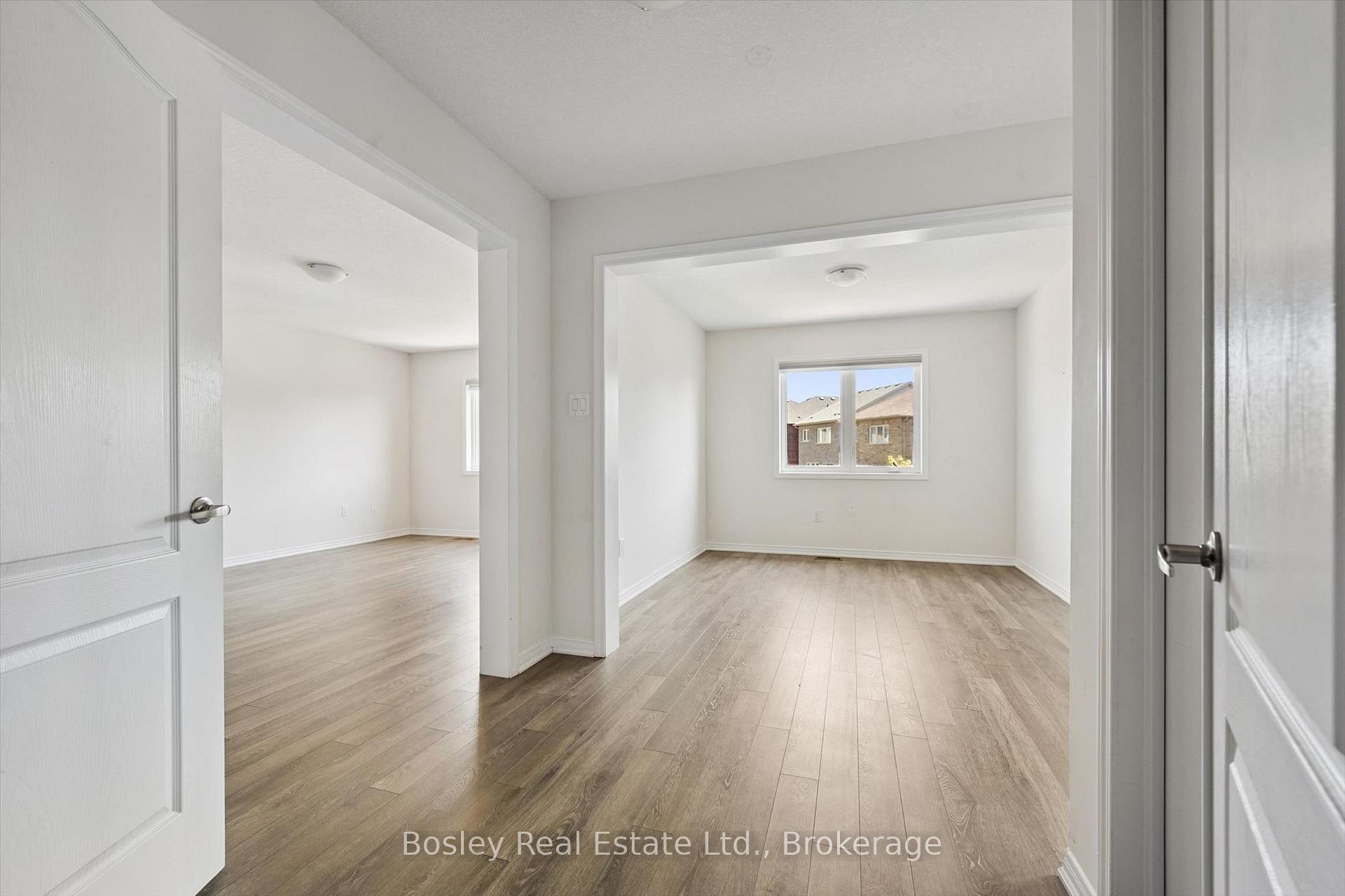 Photo 28 of 219 Dolman Street W, Woolwich, Breslau — HOMEH