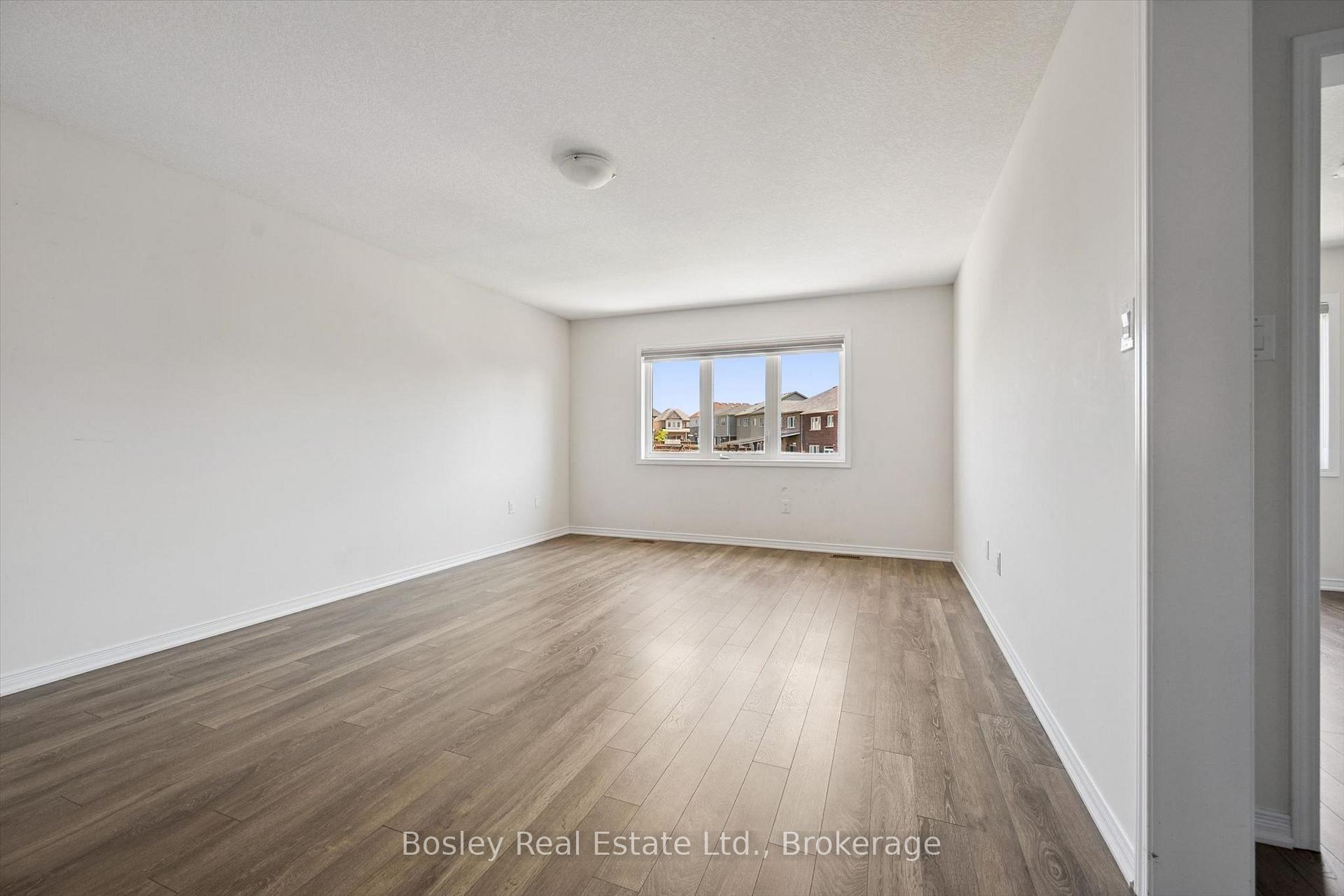 Photo 29 of 219 Dolman Street W, Woolwich, Breslau — HOMEH