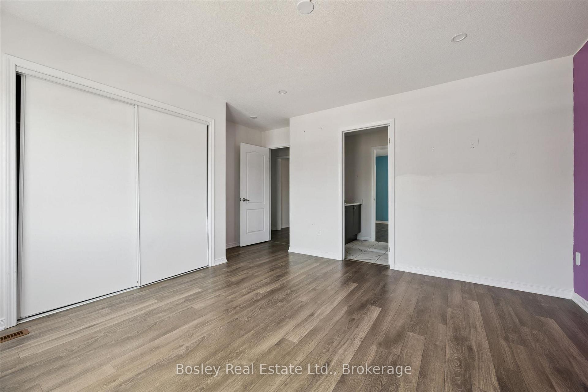 Photo 39 of 219 Dolman Street W, Woolwich, Breslau — HOMEH