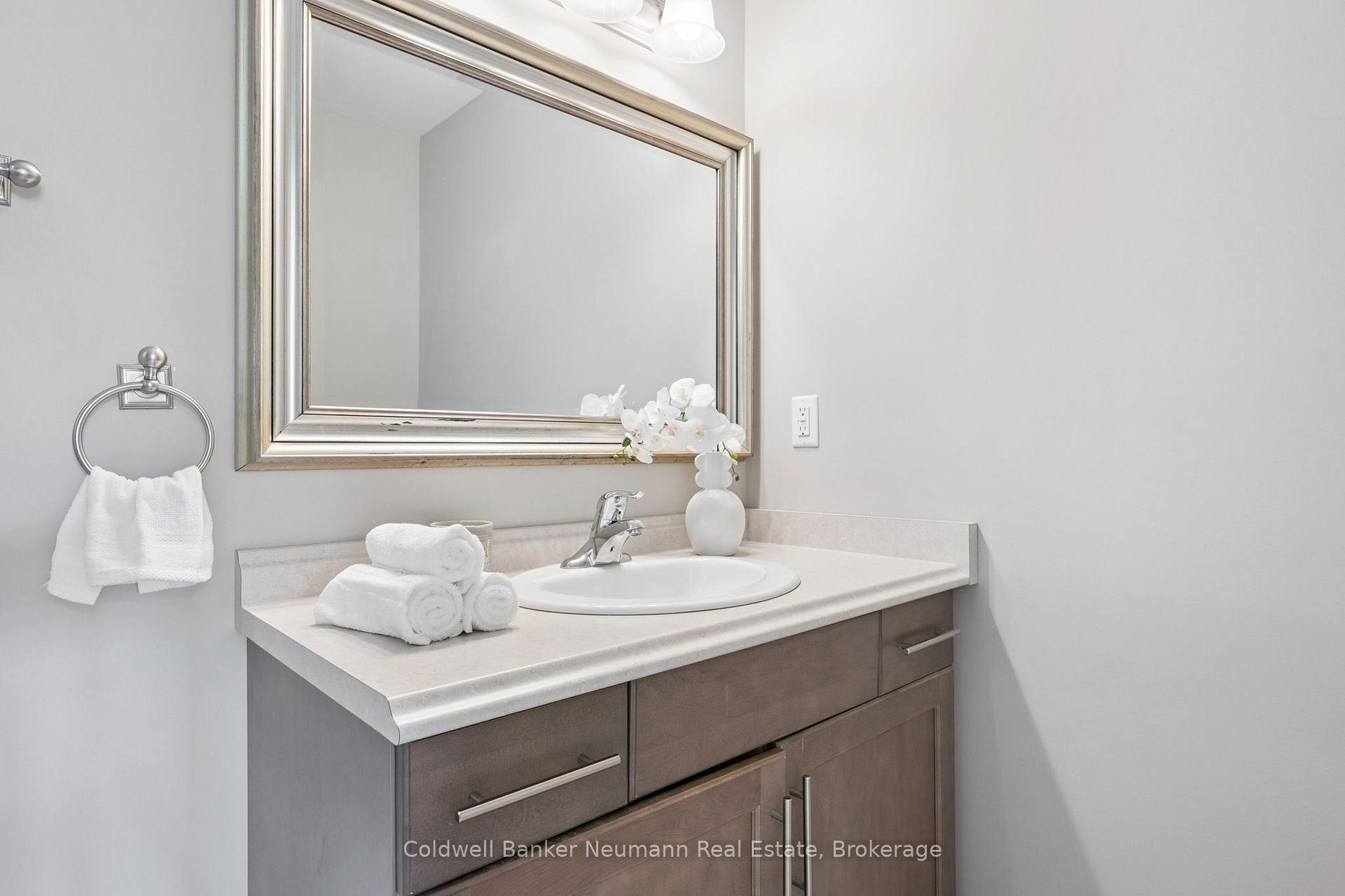 Photo 25 of Unit 28, 146 Downey Road, Guelph, Kortright Hills — HOMEH