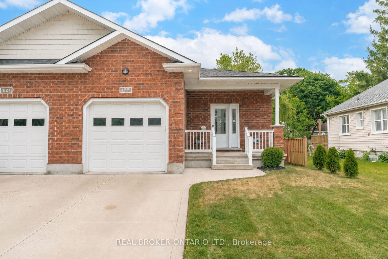 Photo 2 of 155 South Street S, Goderich, Goderich (Town) — HOMEH