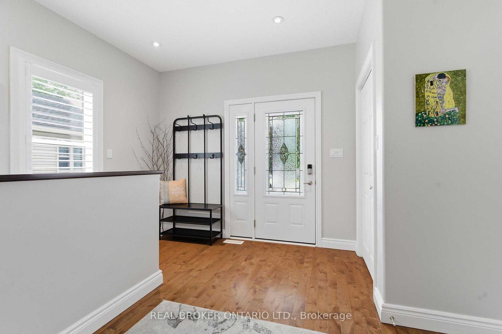 Photo 8 of 155 South Street S, Goderich, Goderich (Town) — HOMEH