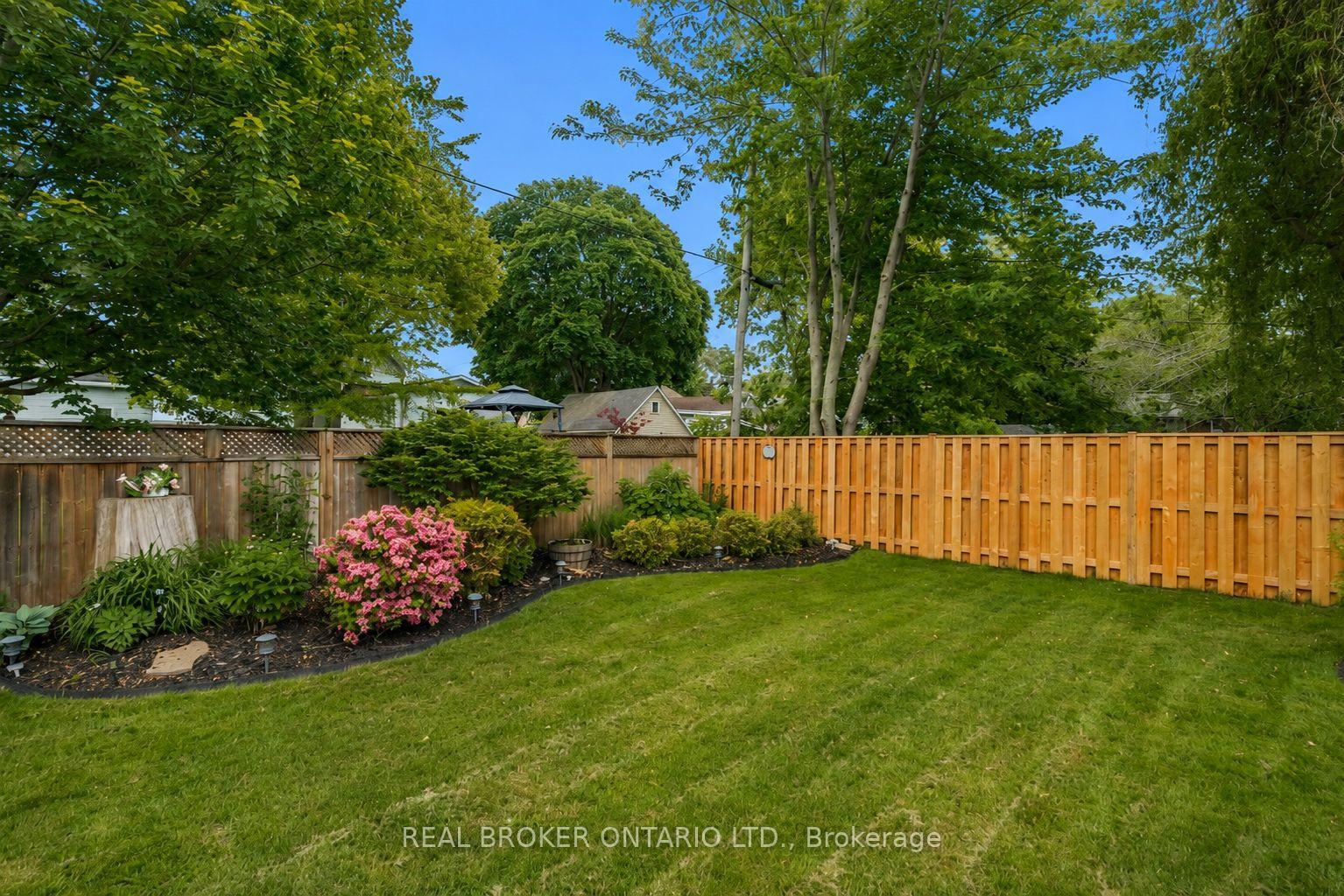 Photo 34 of 155 South Street S, Goderich, Goderich (Town) — HOMEH