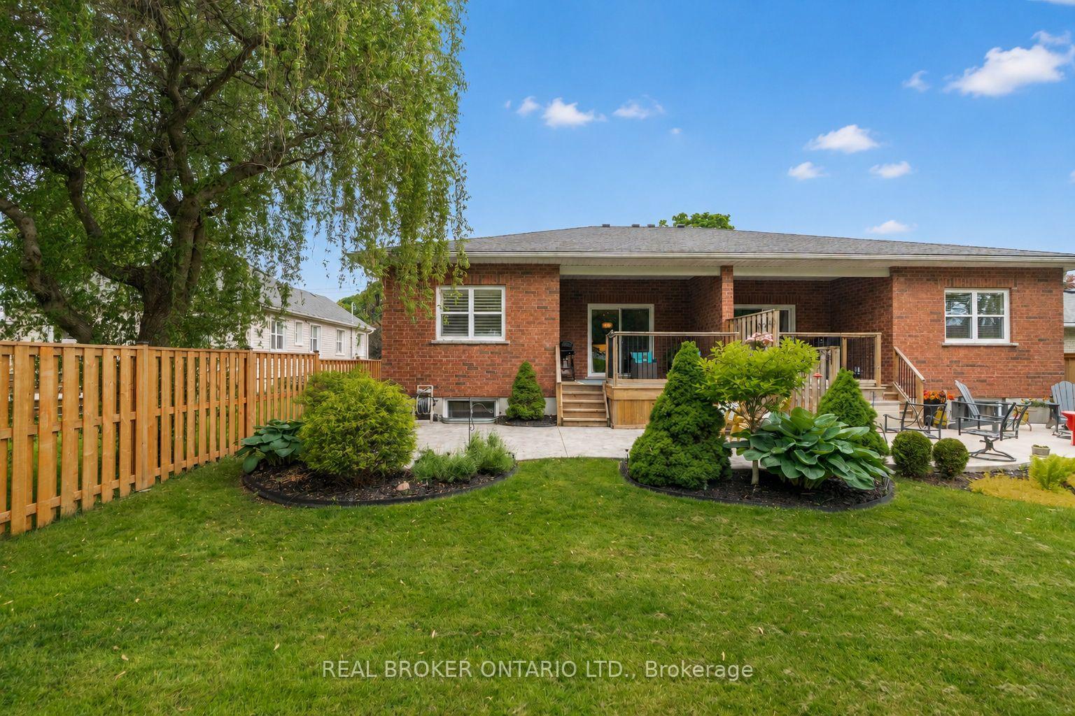 Photo 38 of 155 South Street S, Goderich, Goderich (Town) — HOMEH